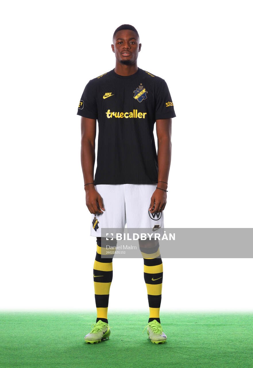 s Emmanuel Gono