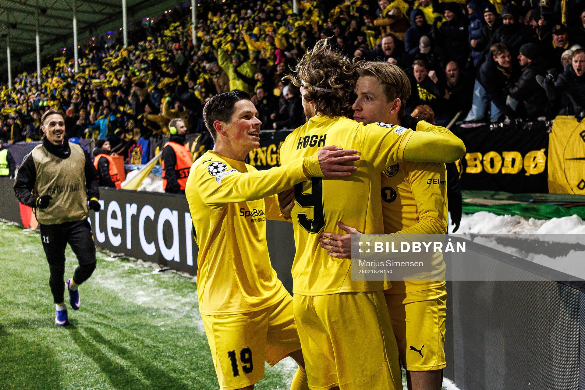 Jens Petter Hauge of Bodø/Glimt celebrate with teammates