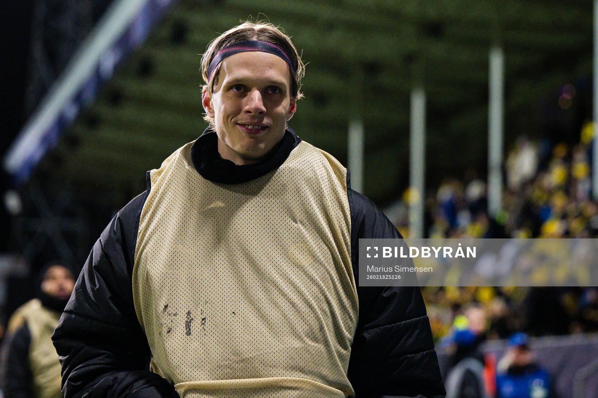 Ulrik Saltnes of Bodø/Glimt warms up