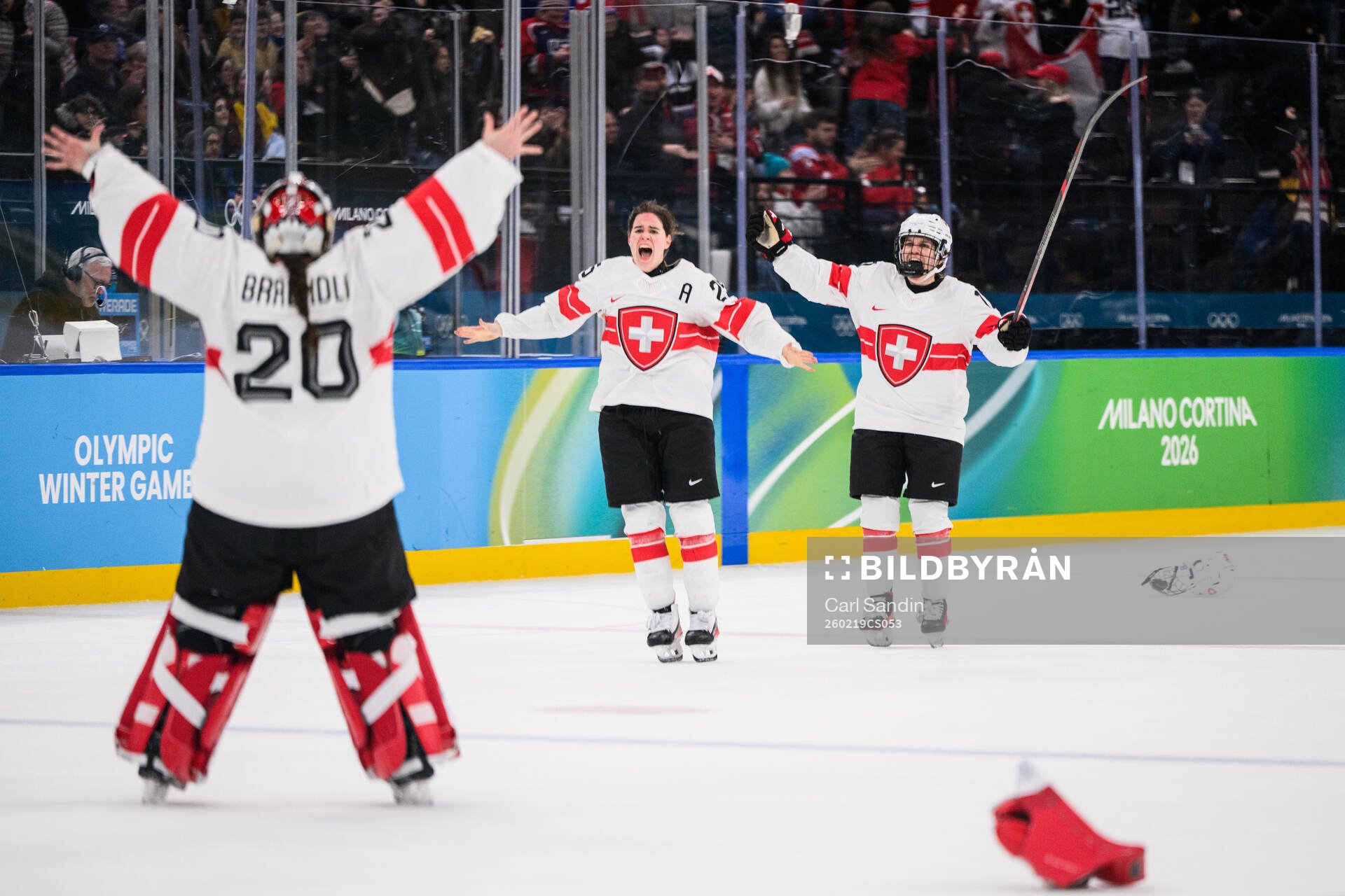 Alina Muller of Switzerland celebrates