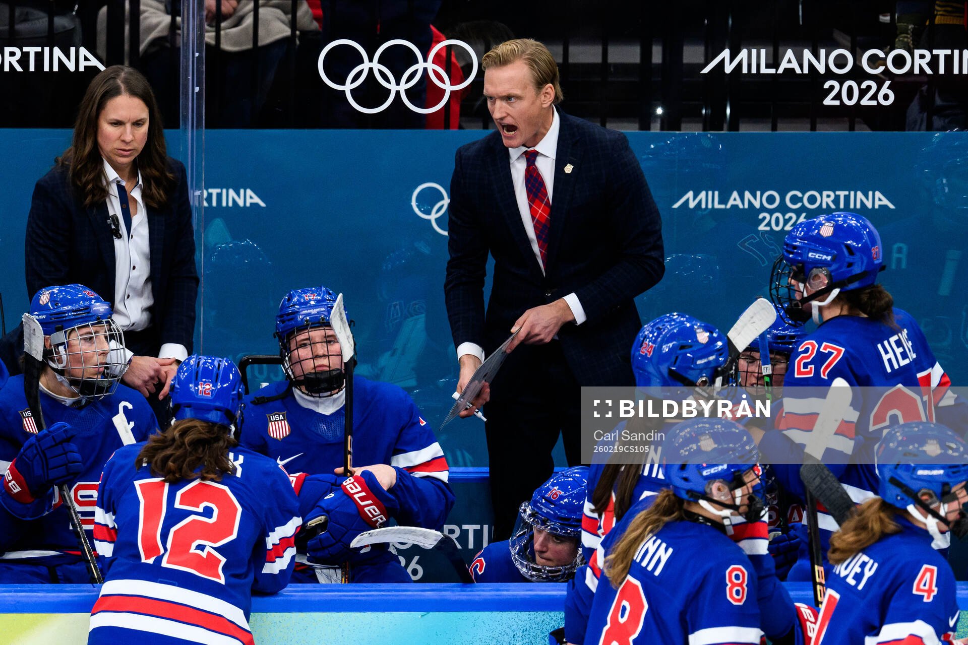 Head coach John Wroblewski of USA in the women's ice hockey