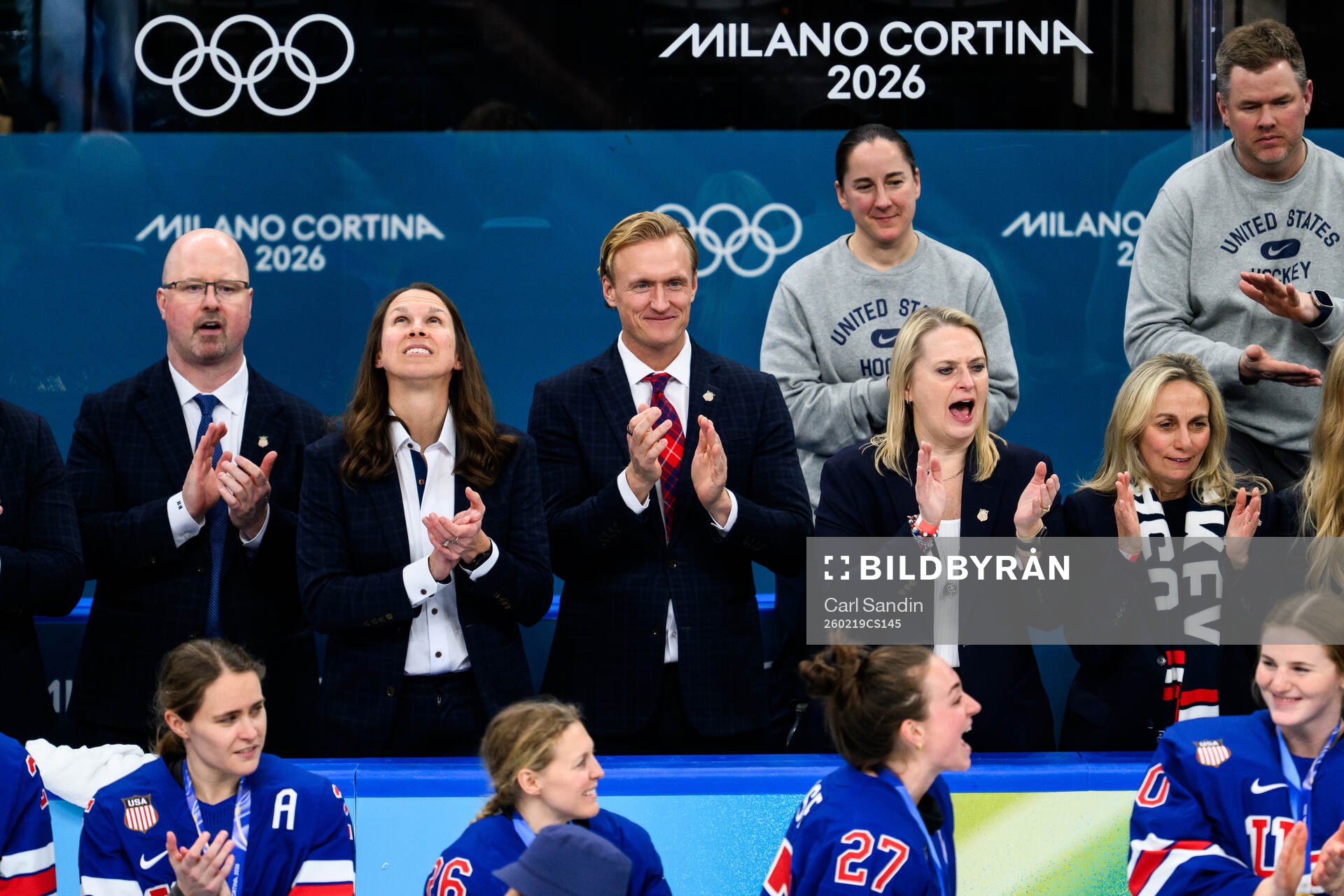 Head coach John Wroblewski of USA at the medal ceremony