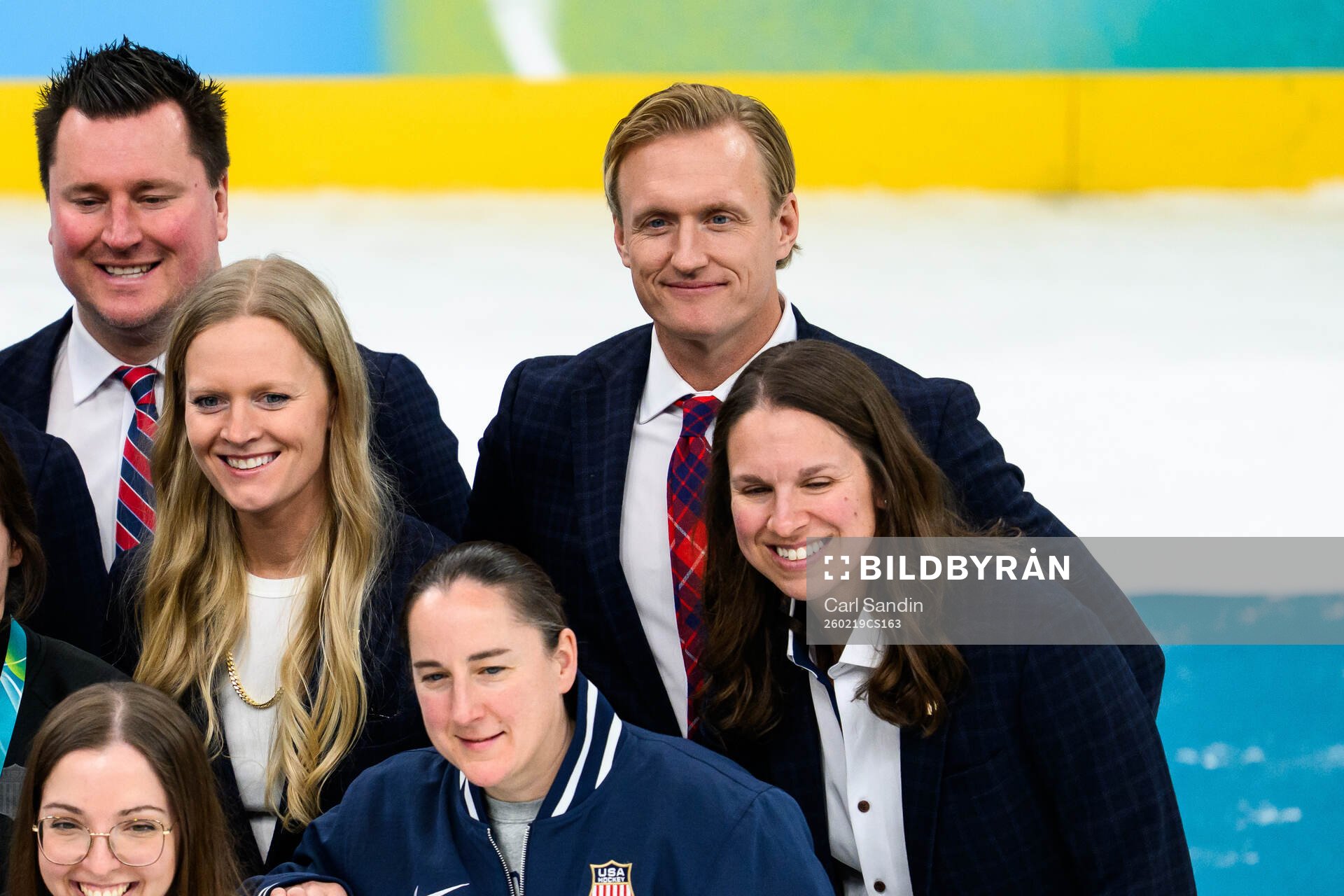 Head coach John Wroblewski of USA celebrates