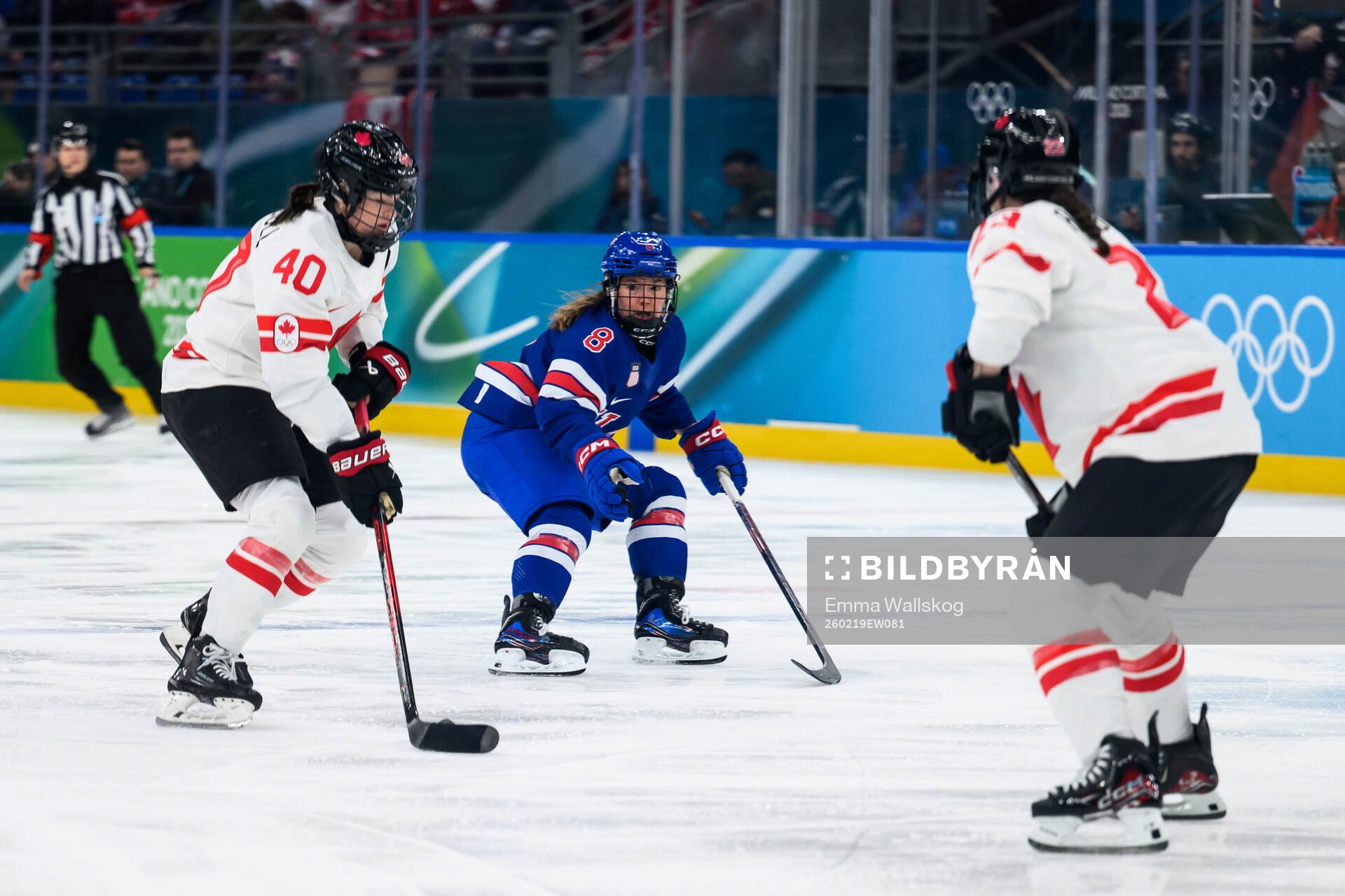 Blayre Turnbull of Canada and Haley Winn of USA in the