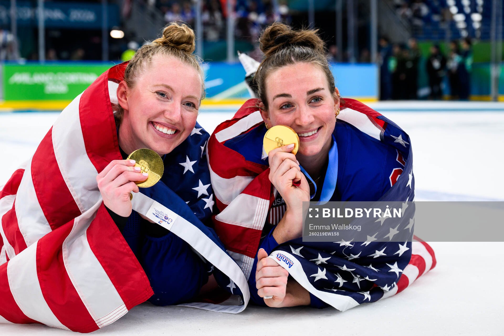 Grace Zumwinkle and Taylor Heise of USA celebrate with