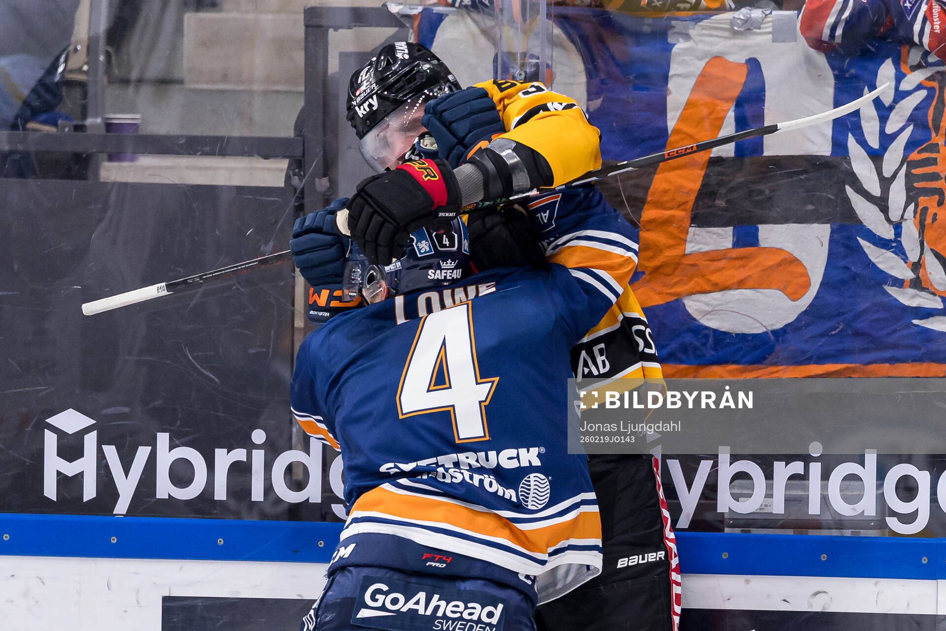 Växjös Keegan Lowe och Luleås Markus Nurmi