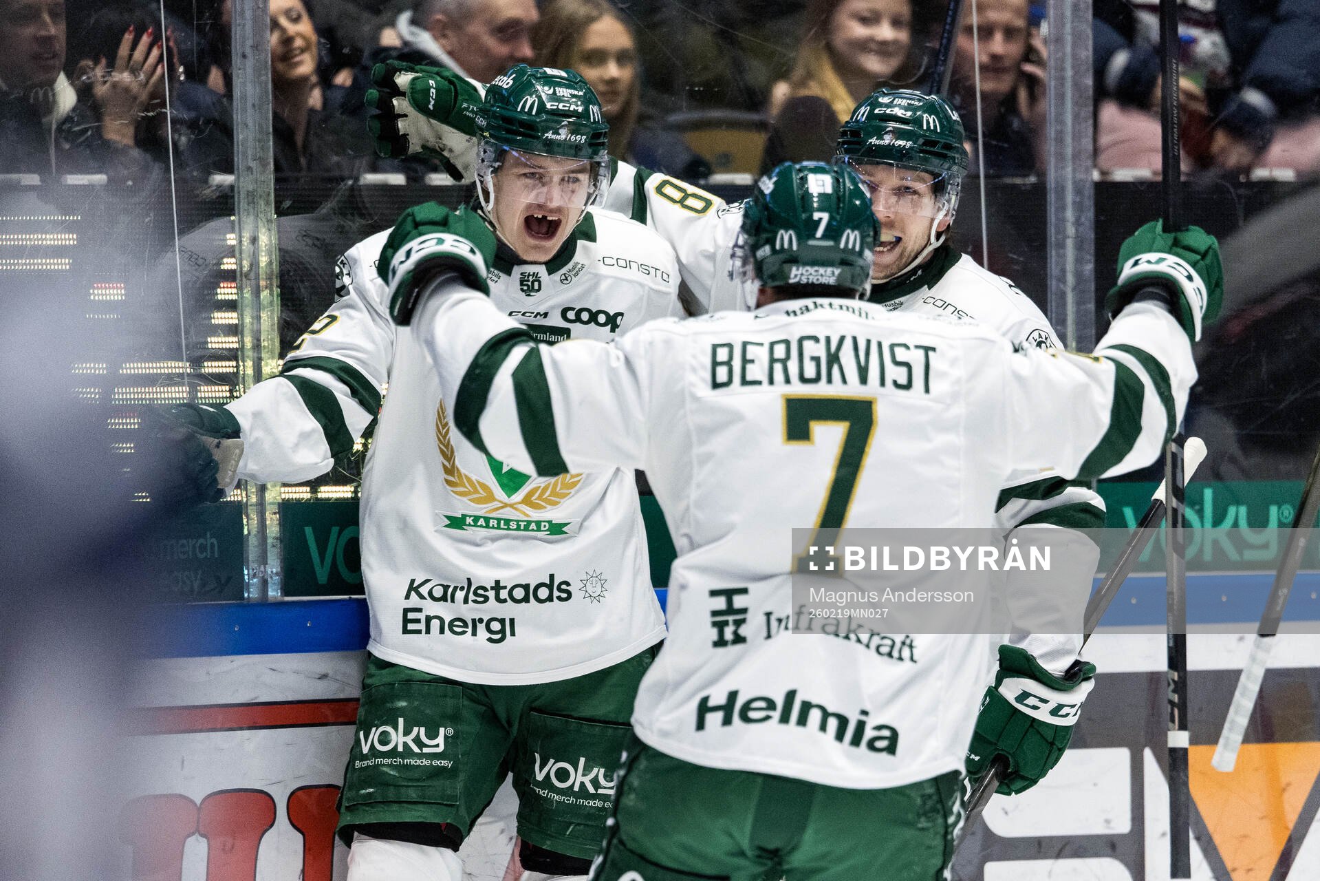 Färjestads Lucas Forsell jublar