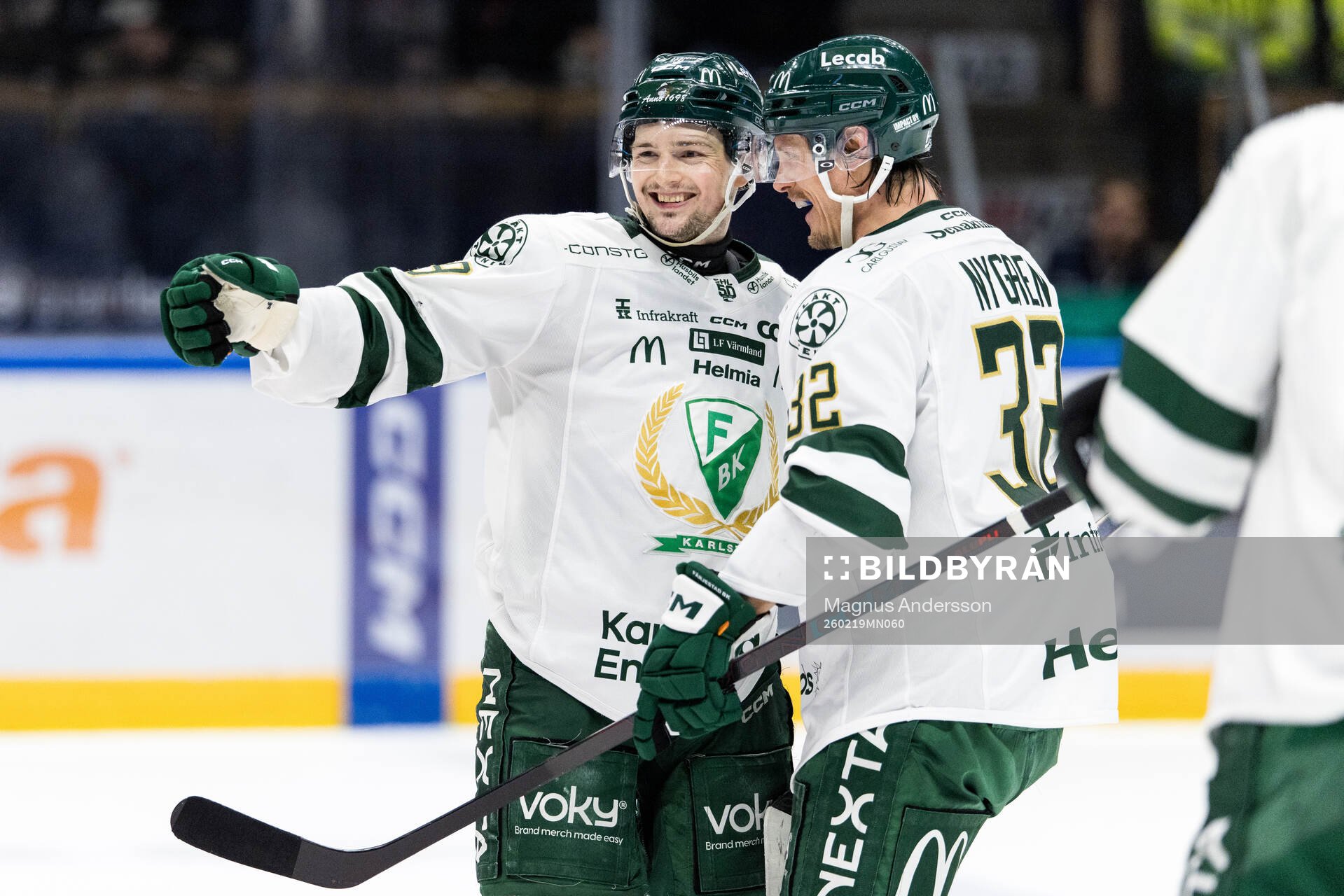 Färjestads Luke Philp jublar