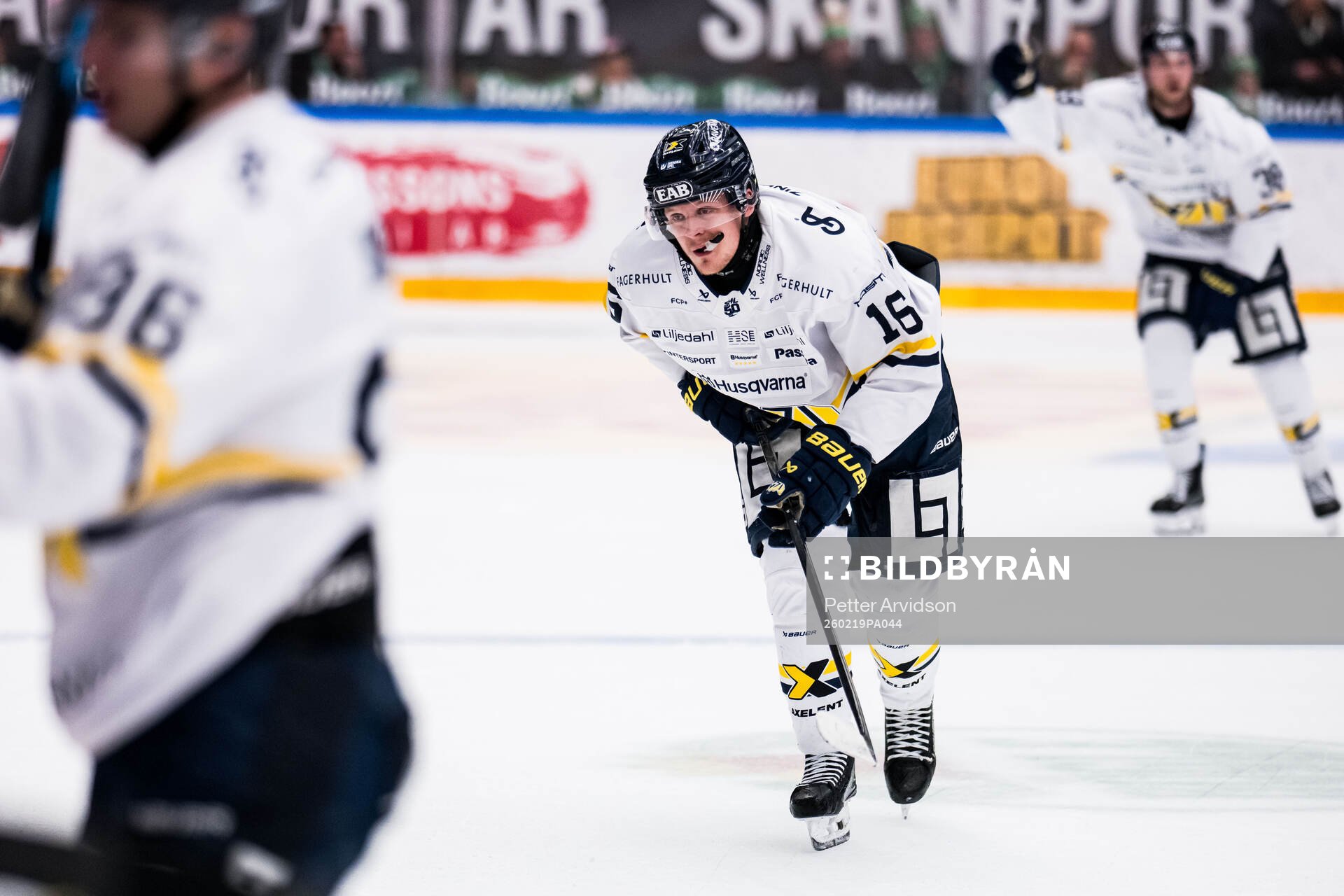 HV71s Linus Lindström lämnar isen