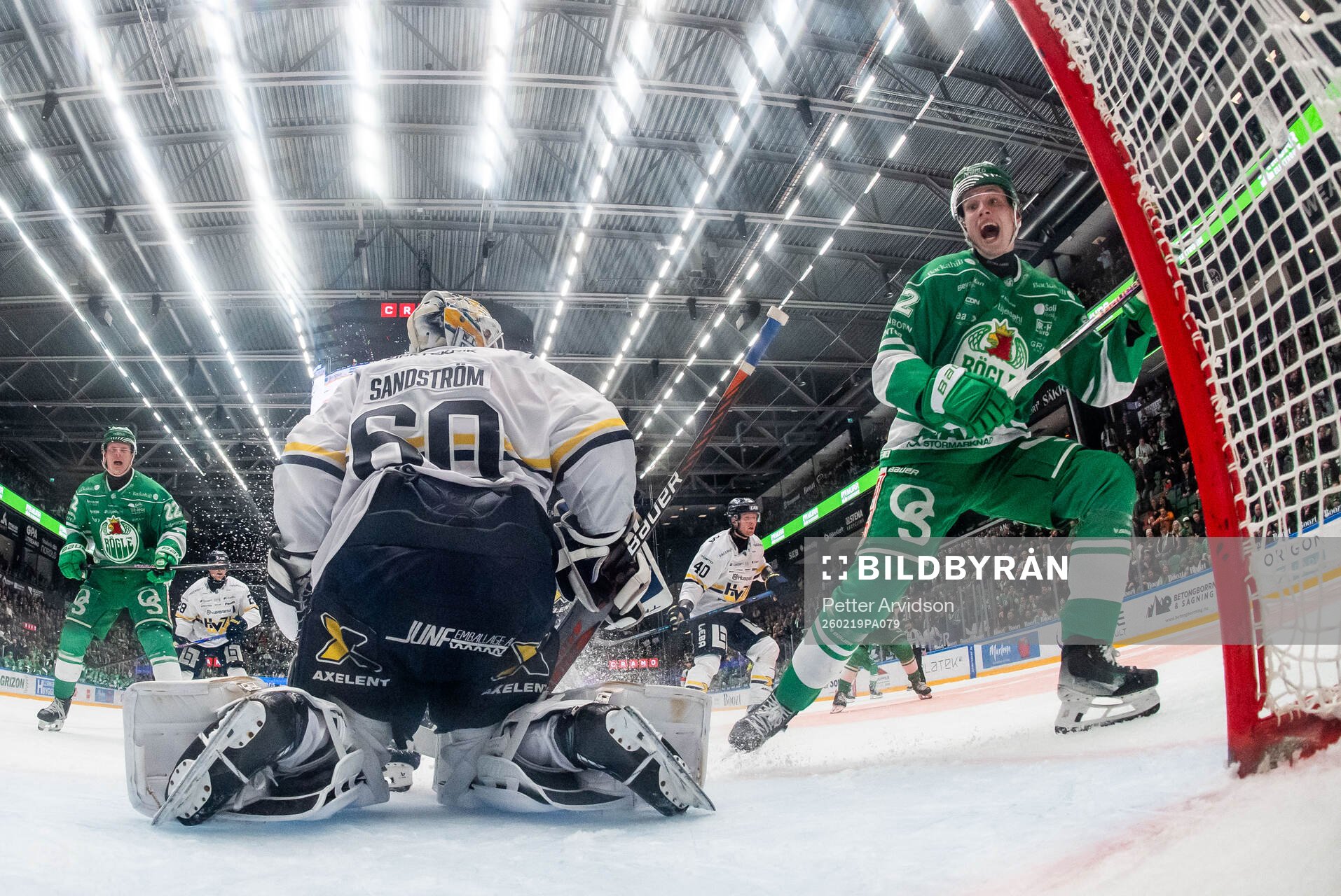 Rögles Felix Nilsson jublar vid 3-3 målet