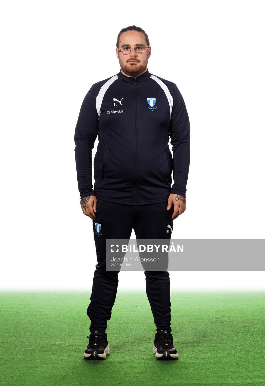 Malmö FFs massör Sebastian Leyton