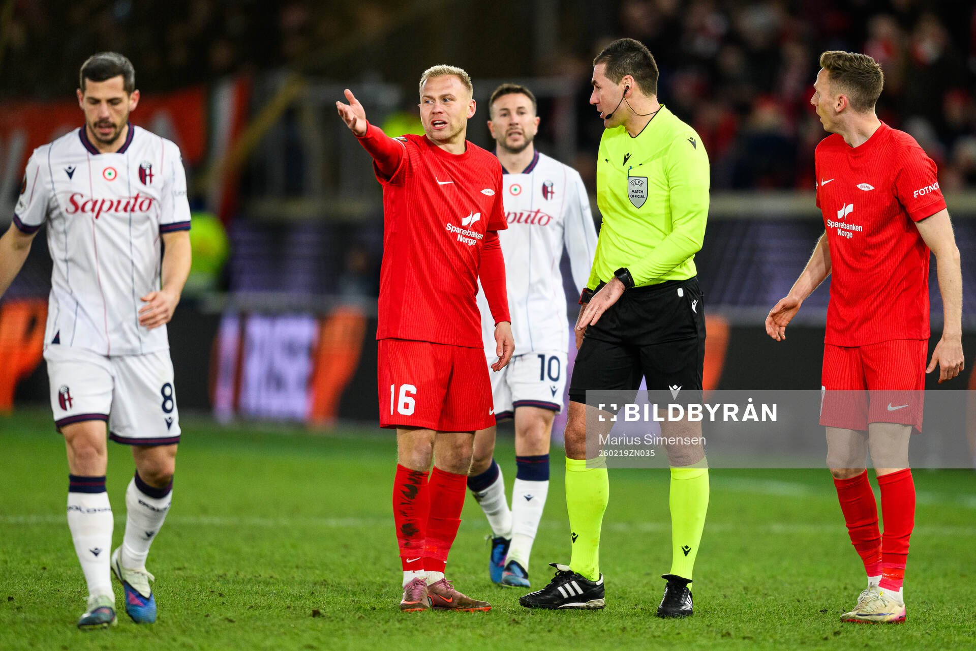Jón Dagur Thorsteinsson of Brann and Rade Obrenovič,