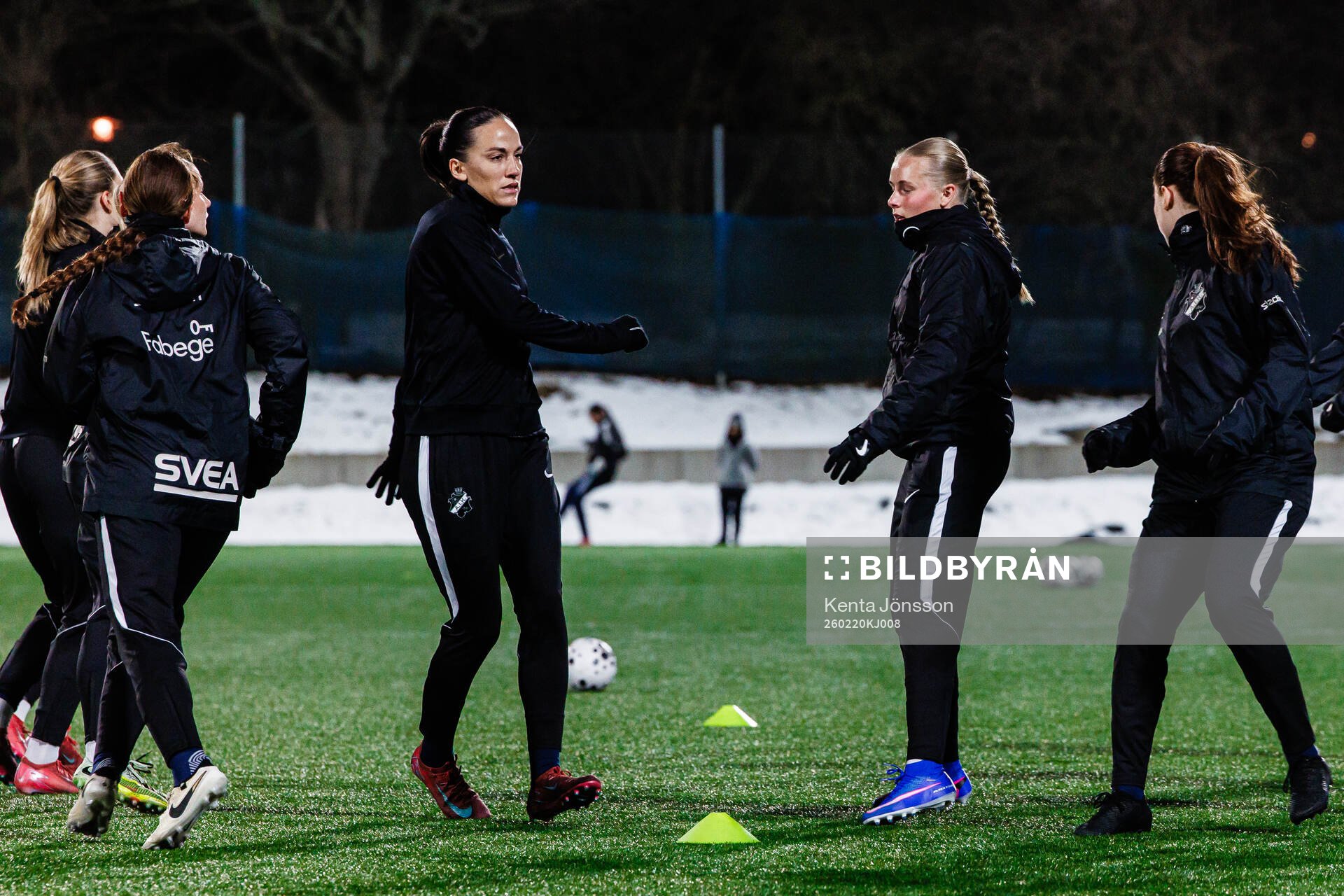 AIKs Anna Oscarsson och Ida Björnberg