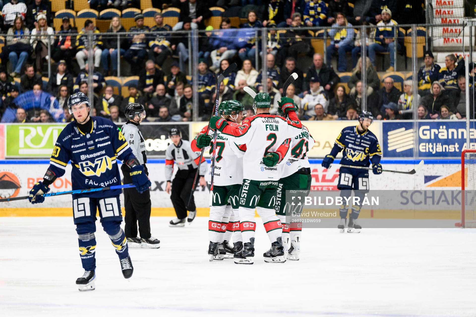 Frölundas  spelare jublar