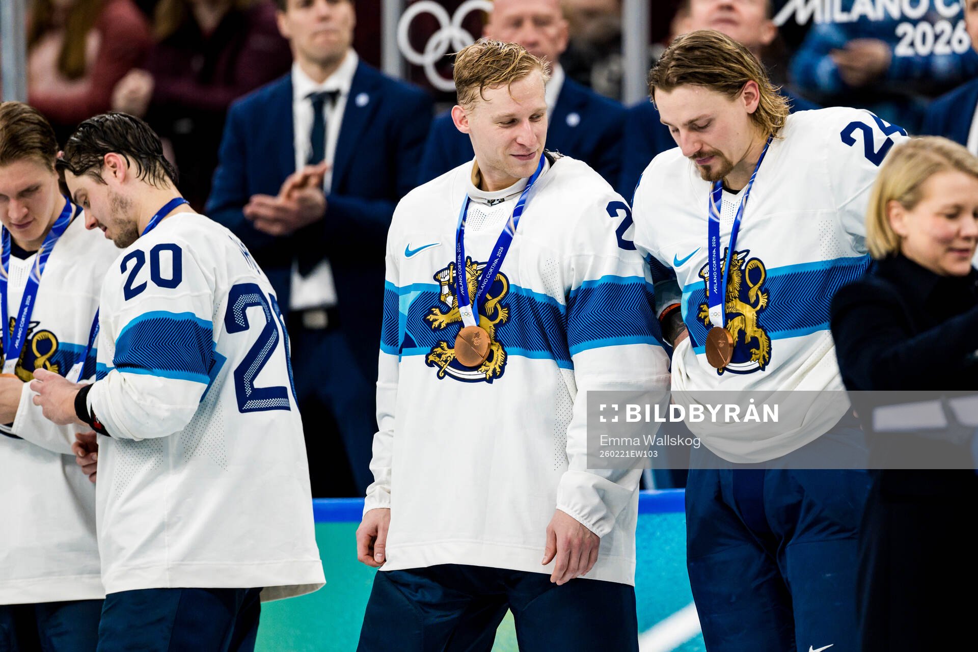 Esa Lindell and Roope Hintz of Finland with their bronze