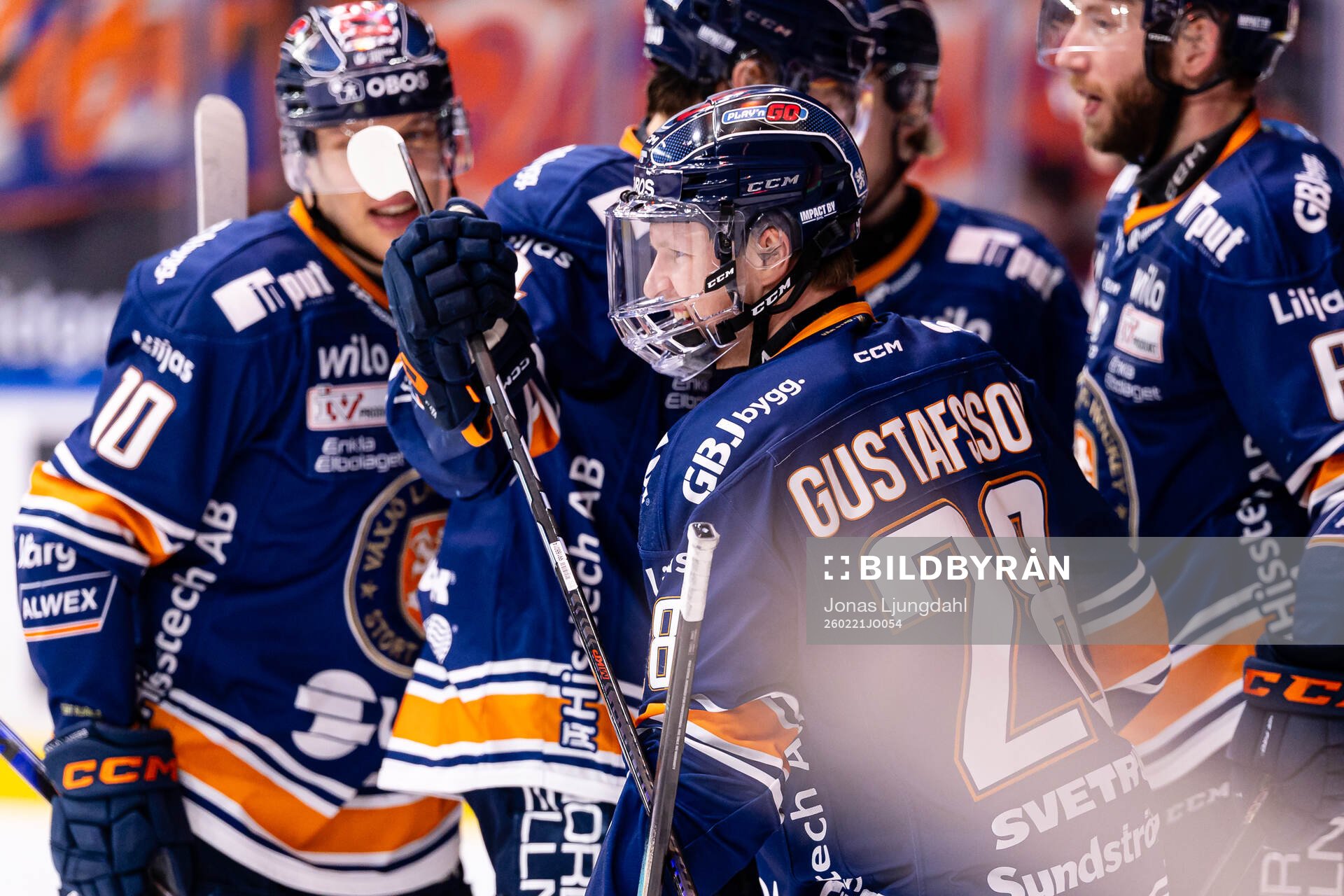 Växjös Hugo Gustafsson jublar