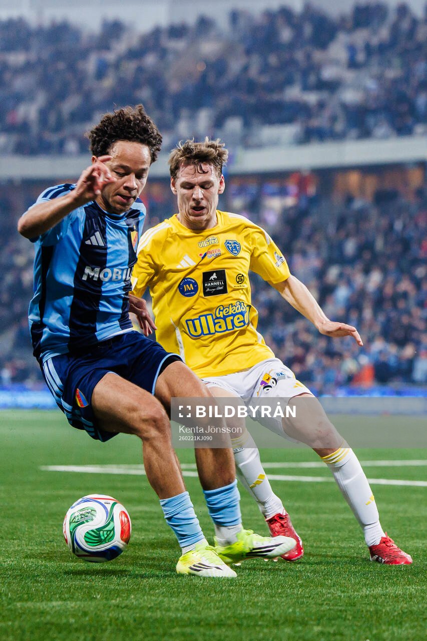 Djurgårdens Mikael Anderson och Falkenbergs Melker Nilsson