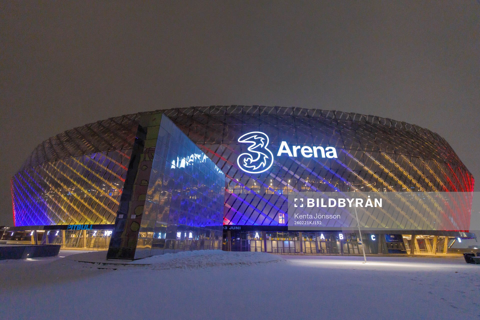 3Arena upplyst i Djurgårdens färger