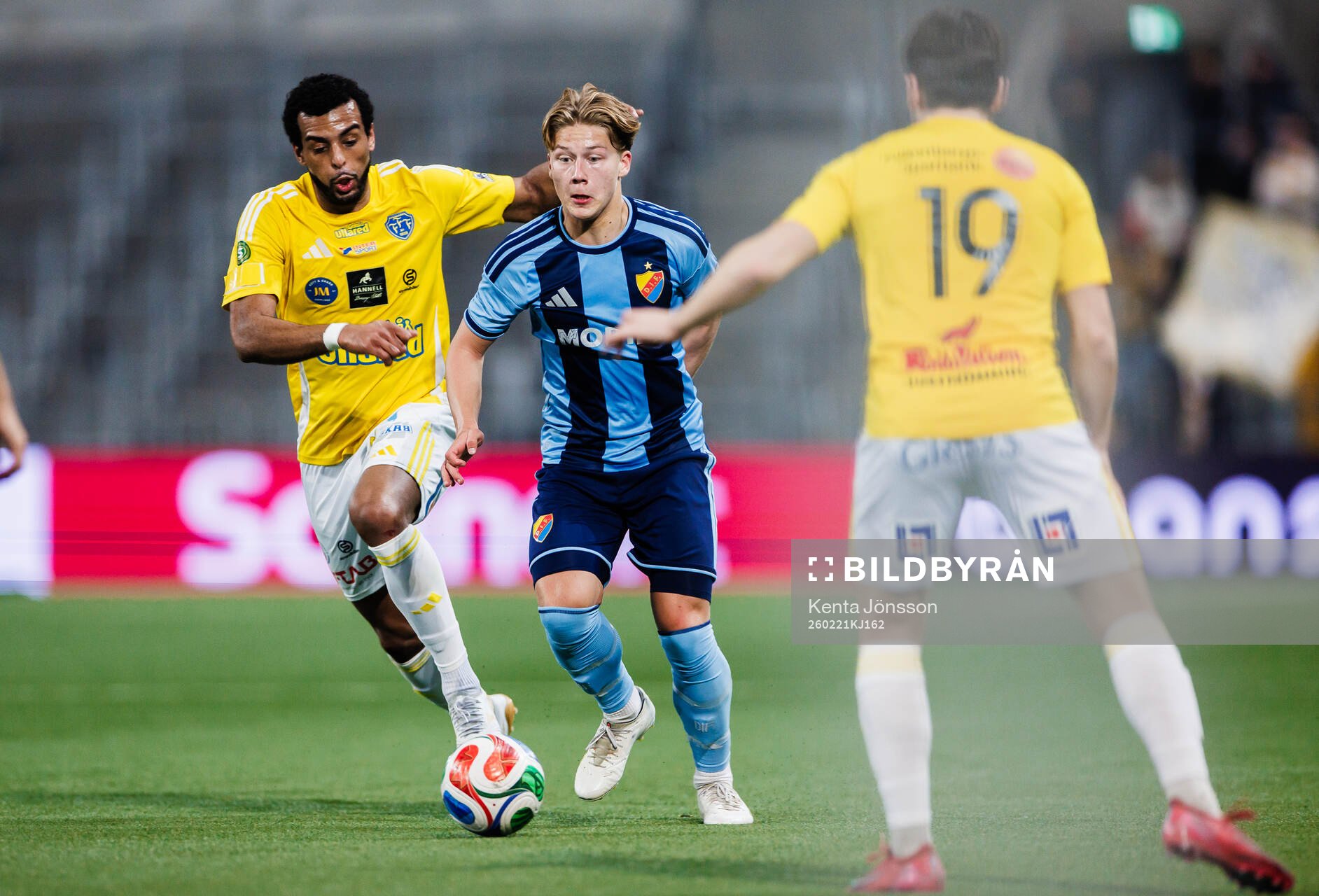 Falkenbergs Hugo Komano och Djurgårdens Matias Siltanen