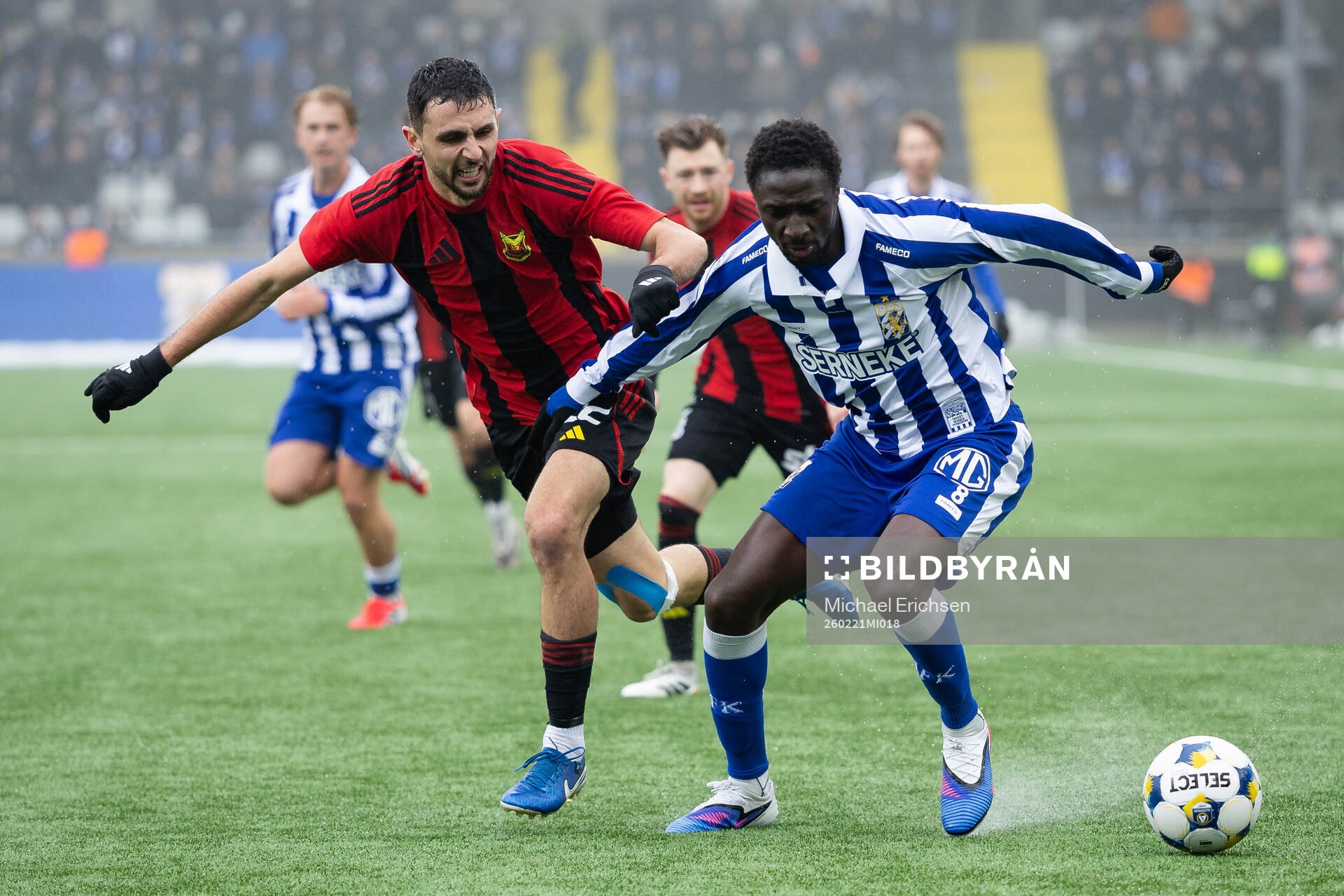 Östersunds Amar Begic och IFK Göteborgs Imam Jagne