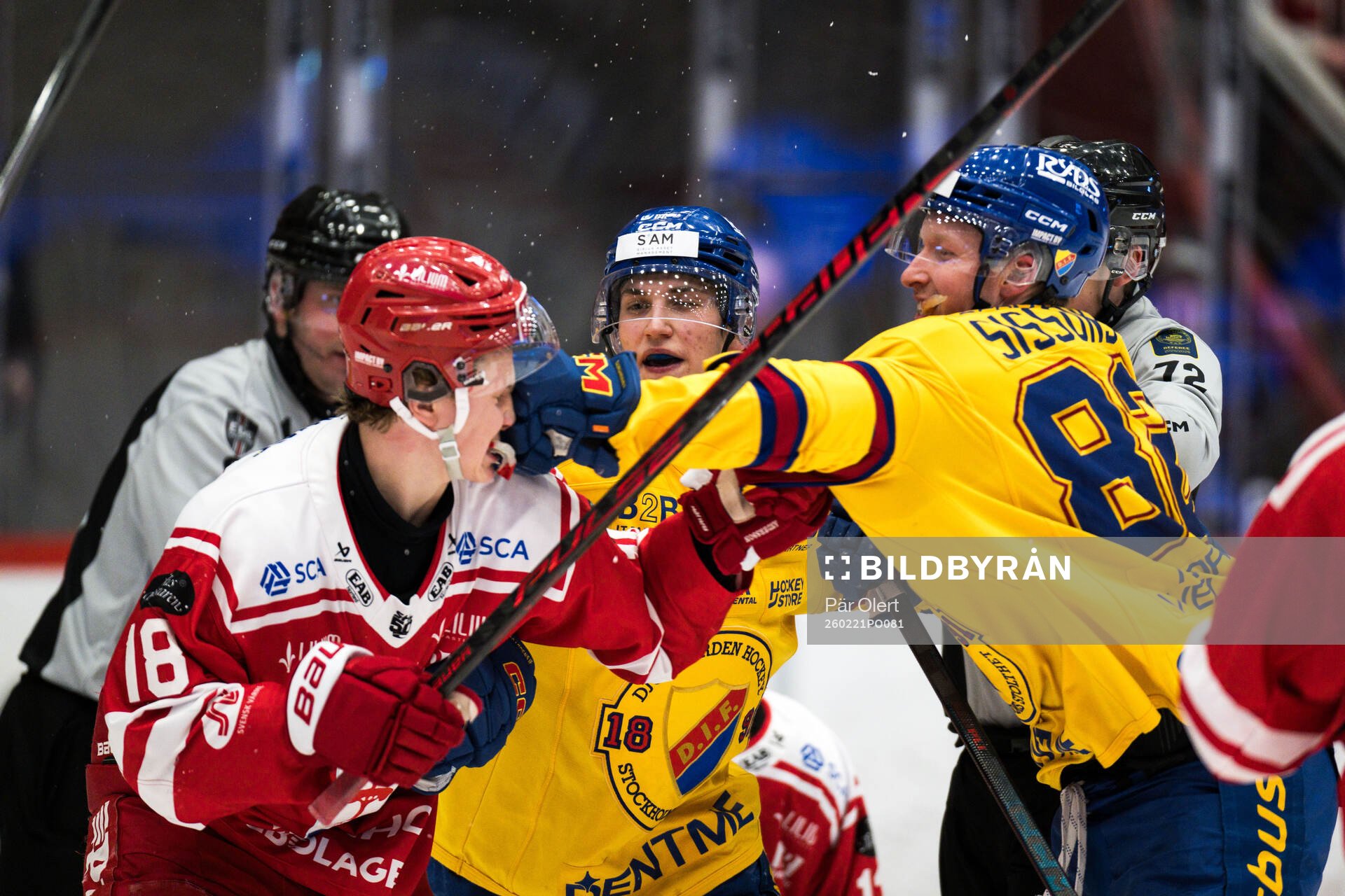 Timrås Eddie Genborg och Djurgårdens Colby Sissons