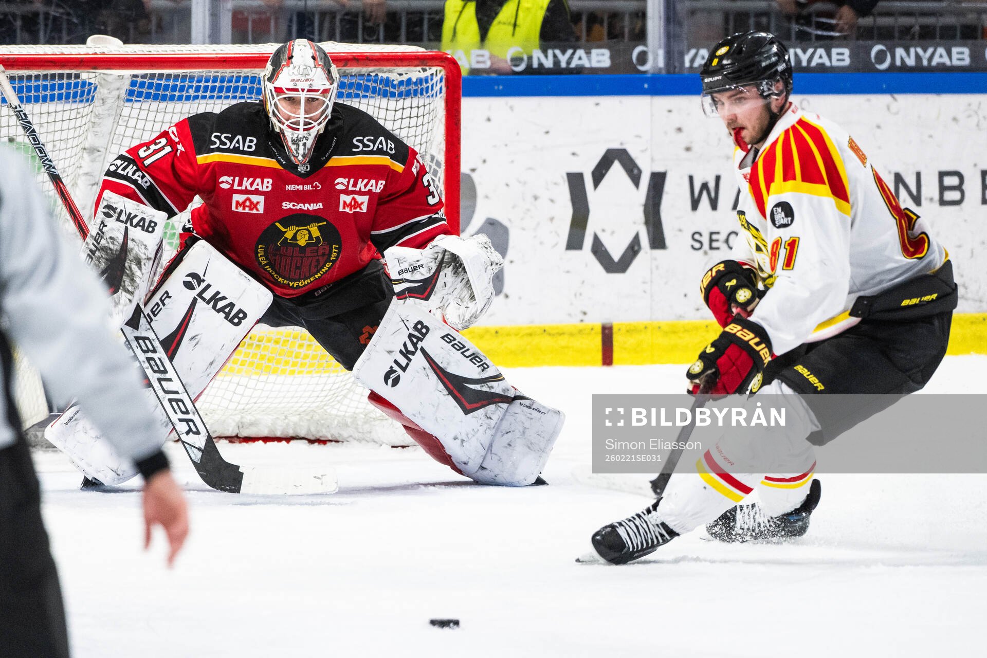 Luleås målvakt Matteus Ward och Brynäs Kieffer Bellows