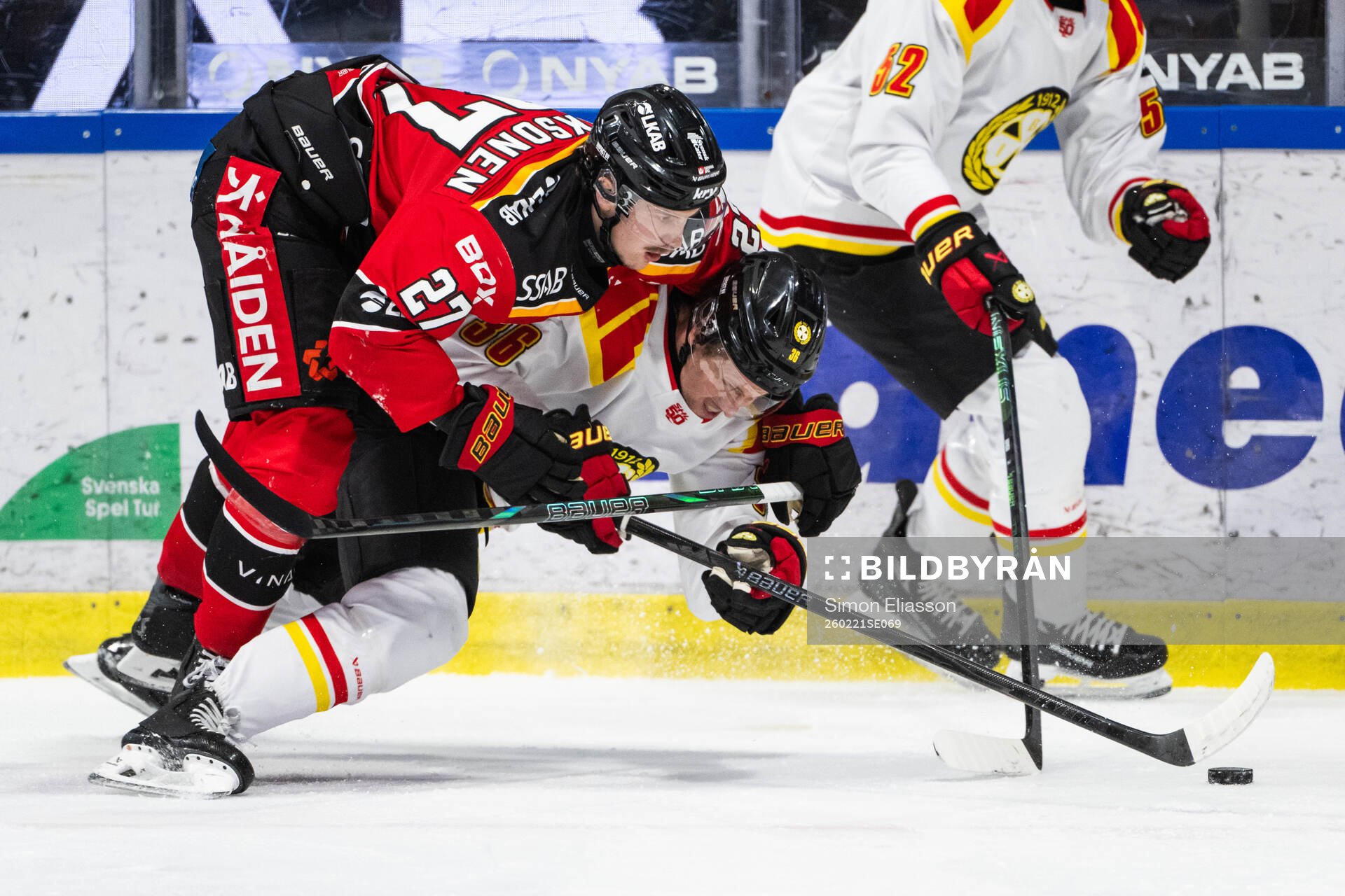 Luleås Oskari Laaksonen och Brynäs Linus Ölund