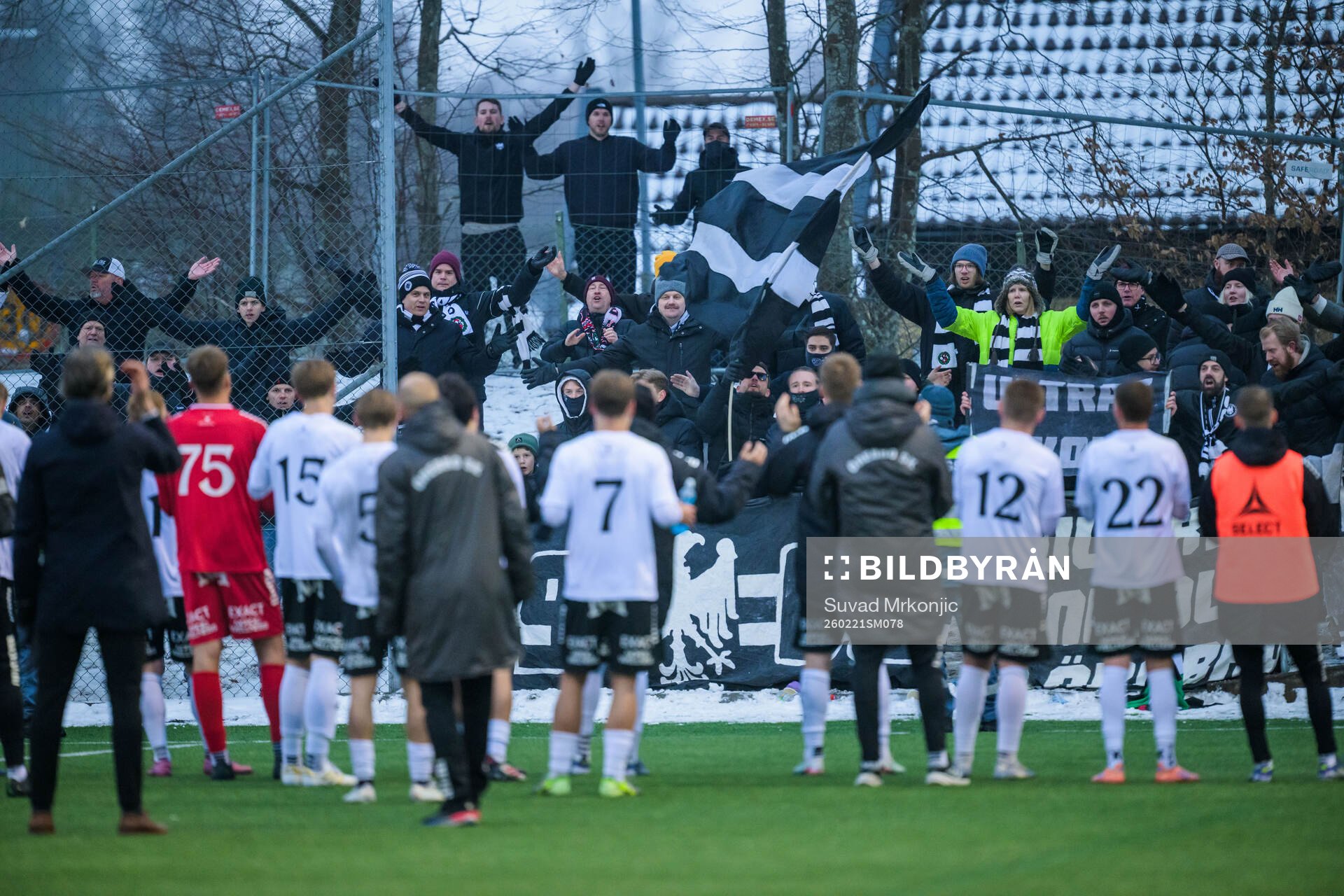 Örebros spelare tackar fansen