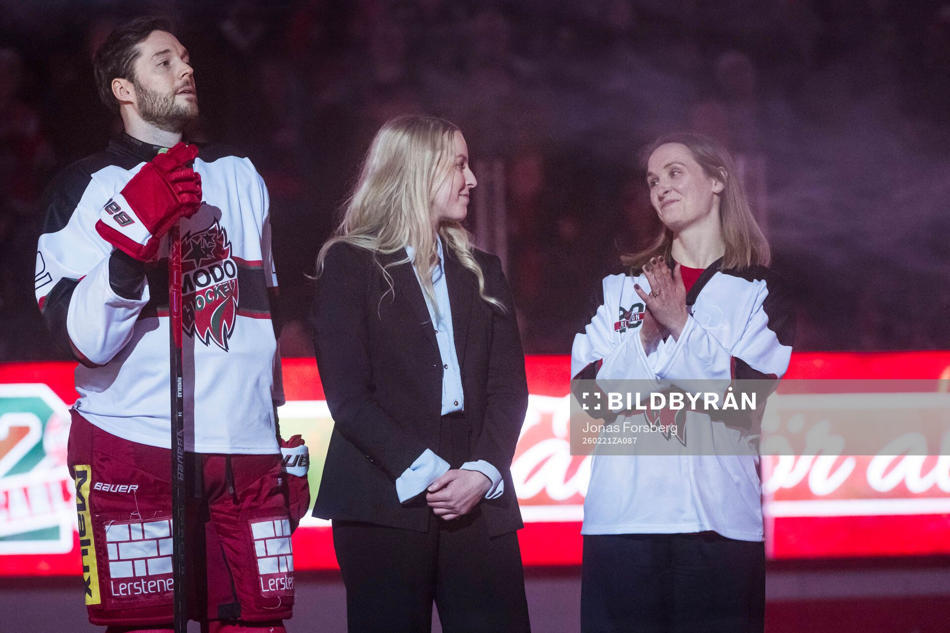 Hyllning för Modos Olivia Carlsson som firades med en