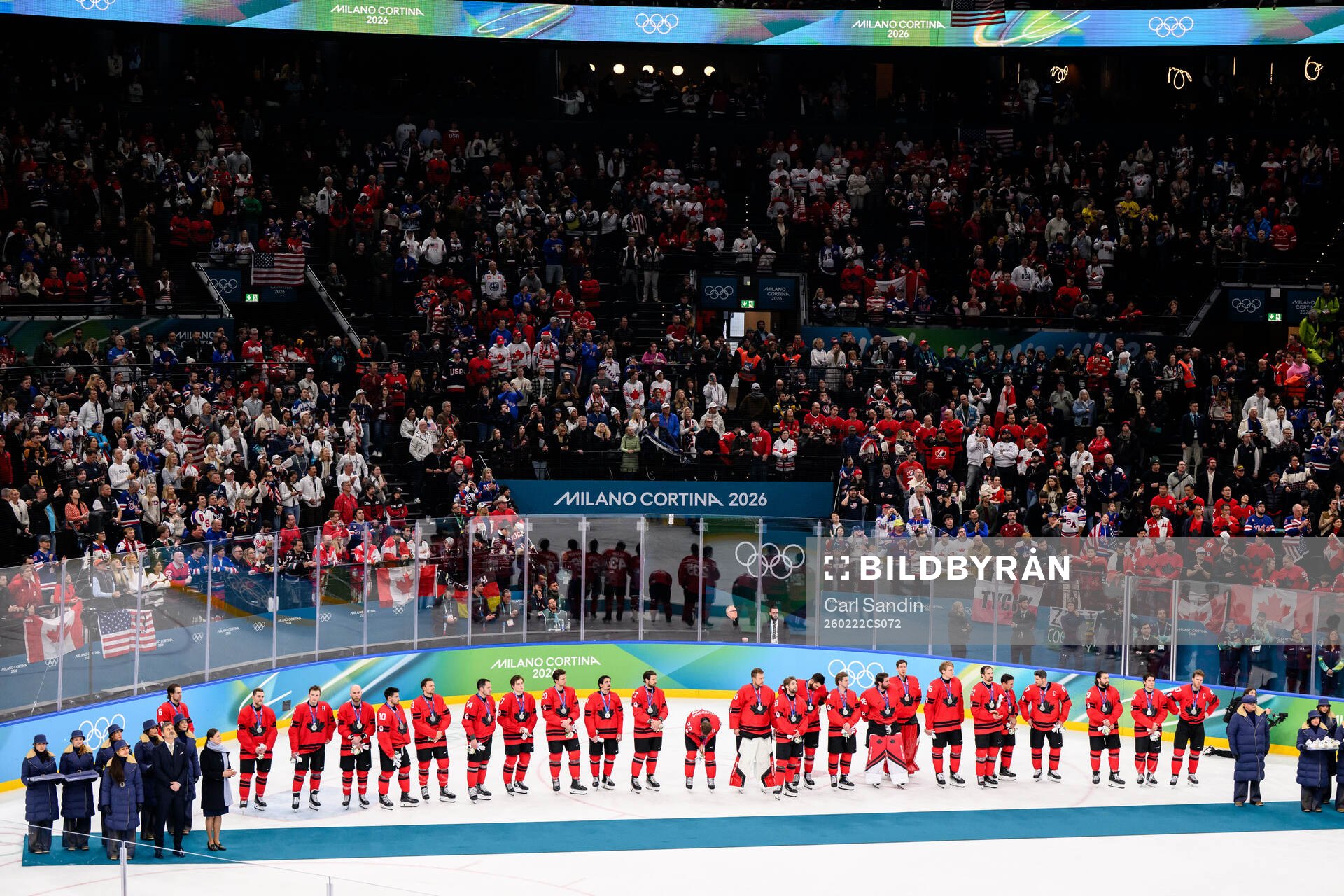 Players of Canada looks dejected