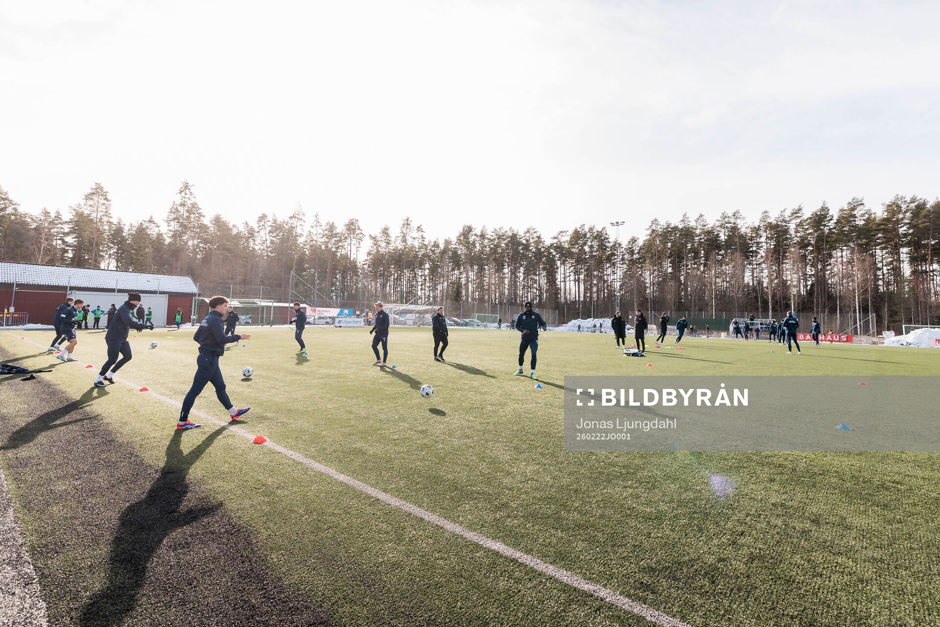 Örgryte spelare värmer upp