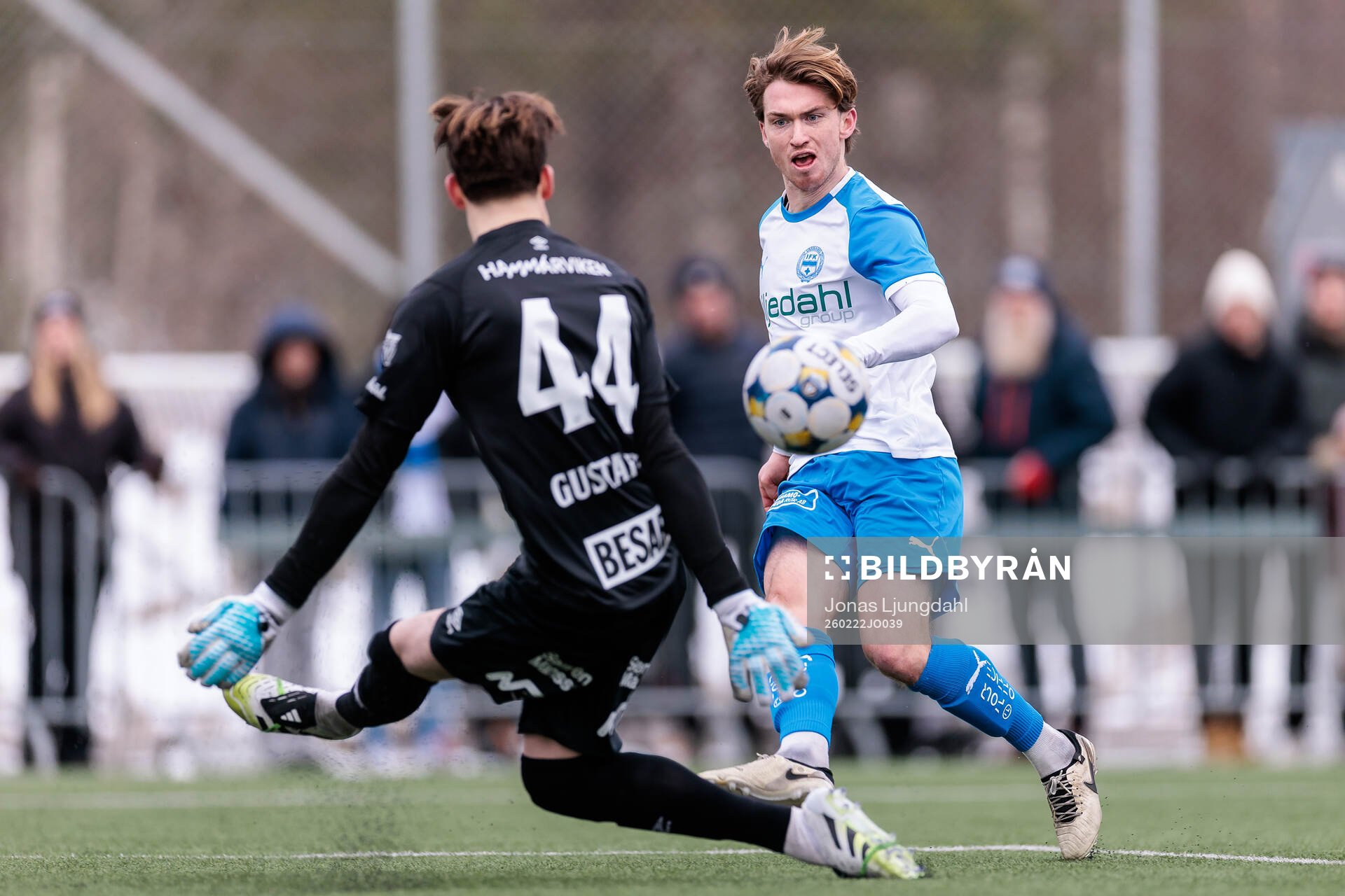 Örgrytes målvakt Hampus Gustafsson och Värnamos Carl
