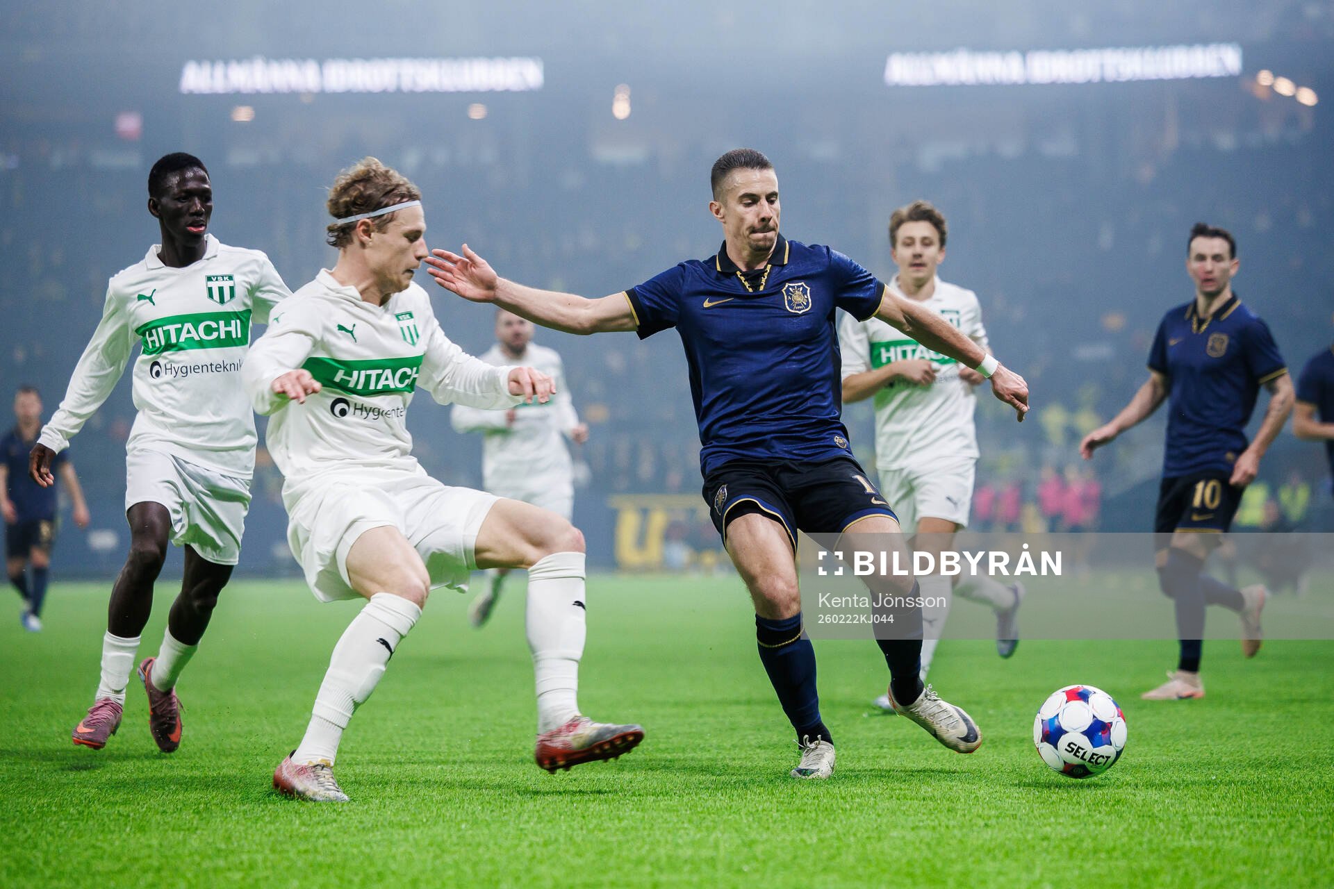 Västerås Herman Magnusson och AIKs Dino Besirovic