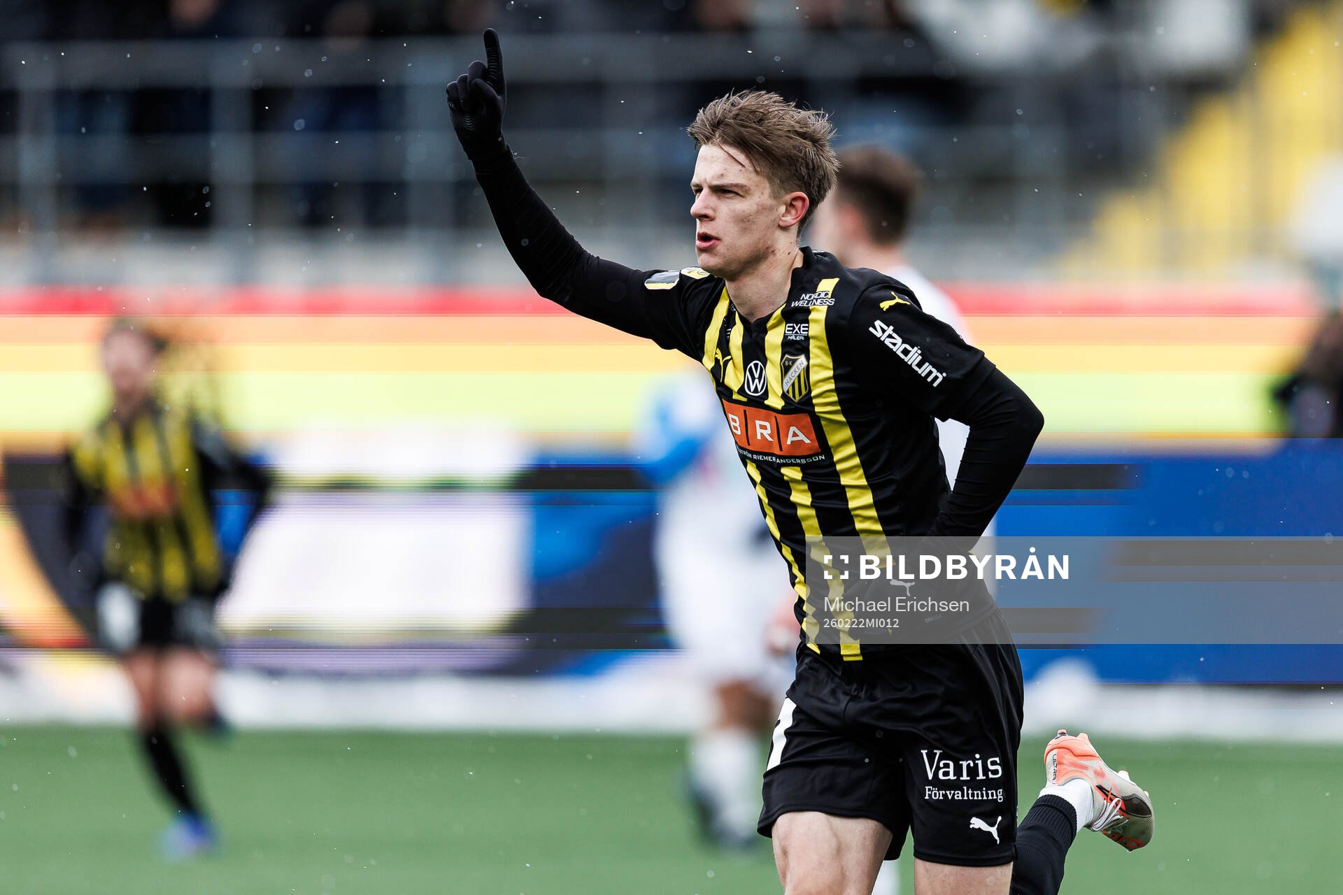 Häckens Adrian Svanbäck jublar