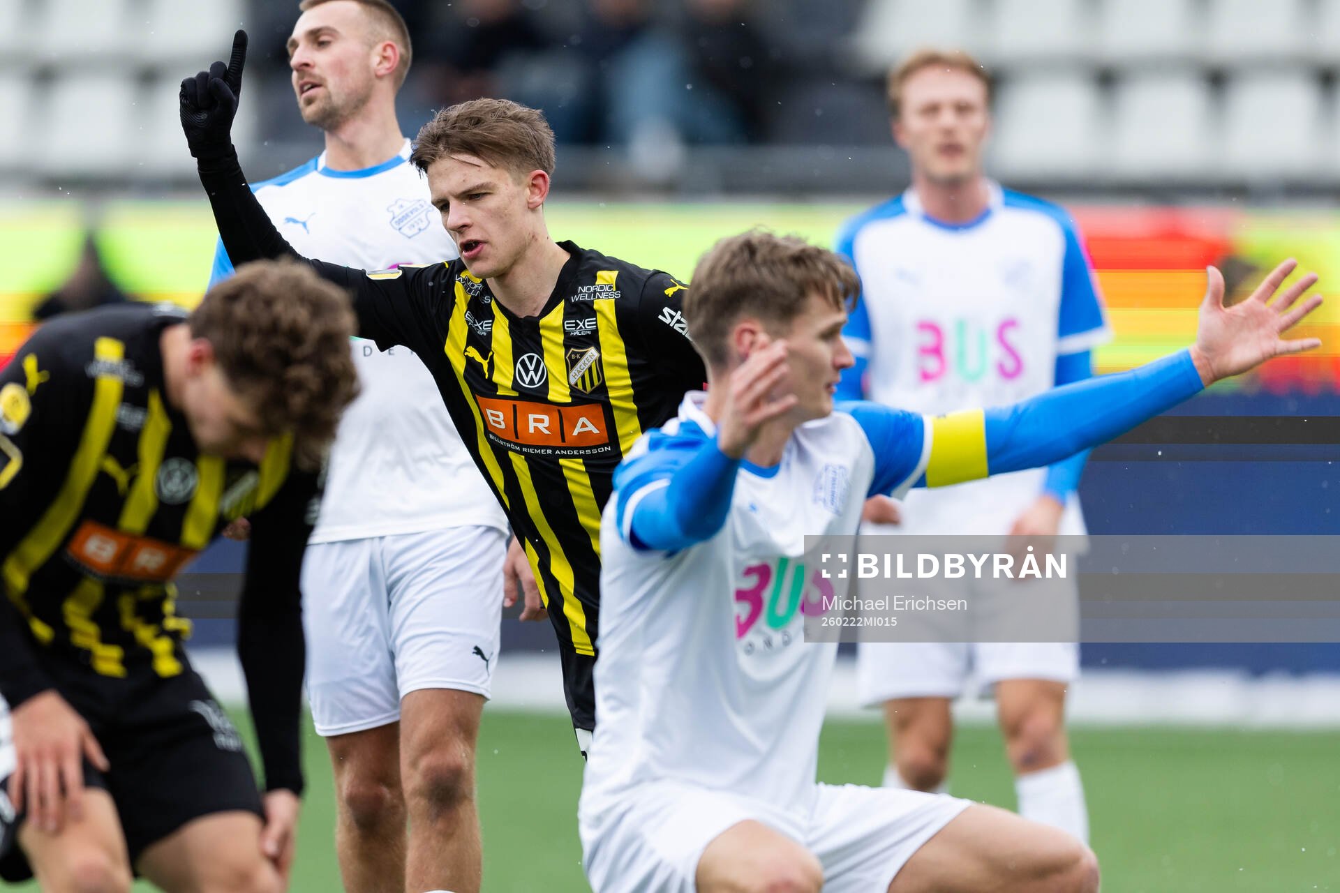 Häckens Adrian Svanbäck jublar