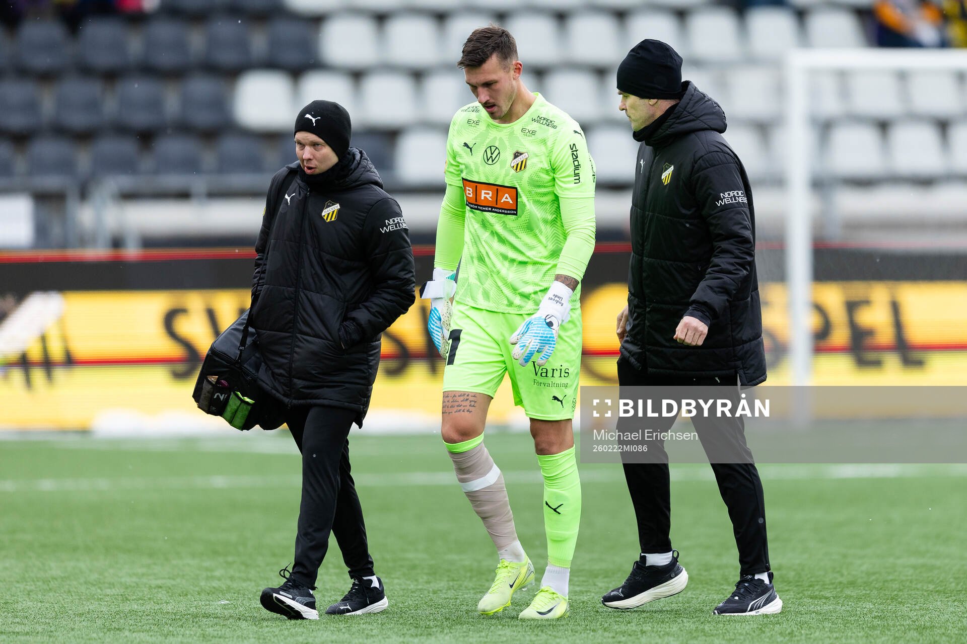 Häckens målvakt Andreas Linde tvingas byta
