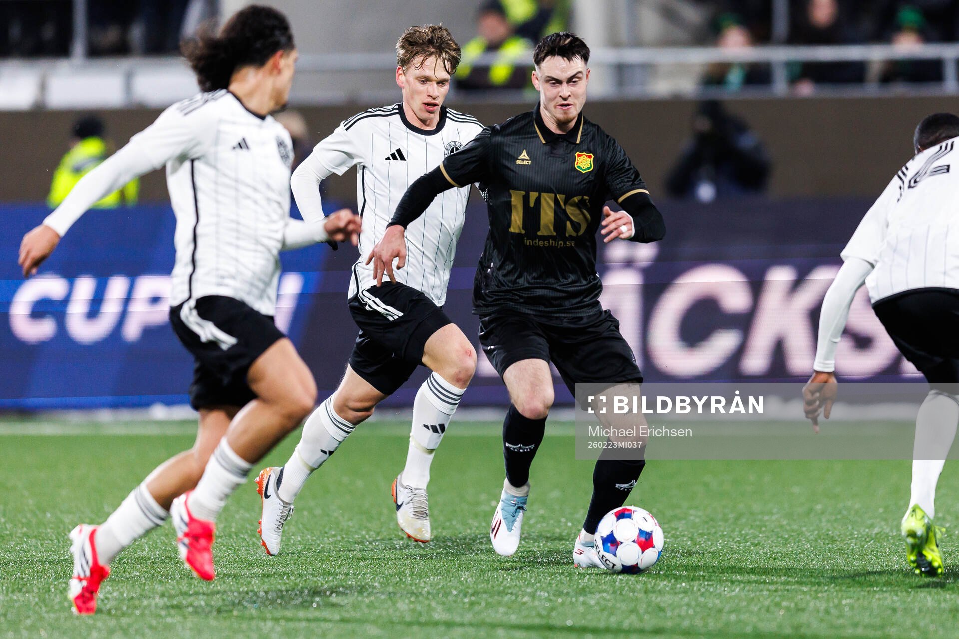 GAIS Samuel Salter och Landskronas Gustaf Bruzeliuunder