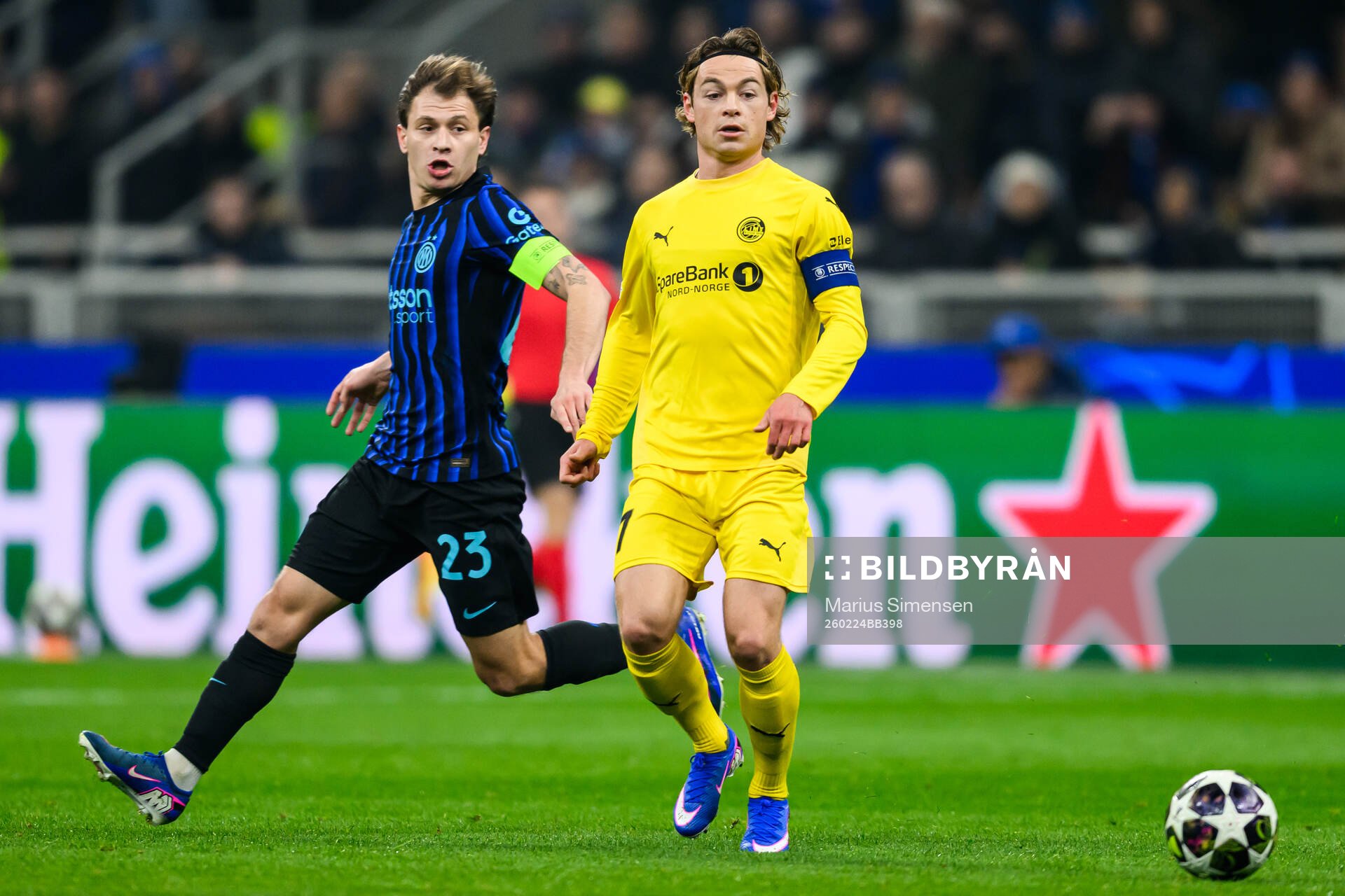 Nicolò Barella of Inter and Patrick Berg of Bodø/Glimt
