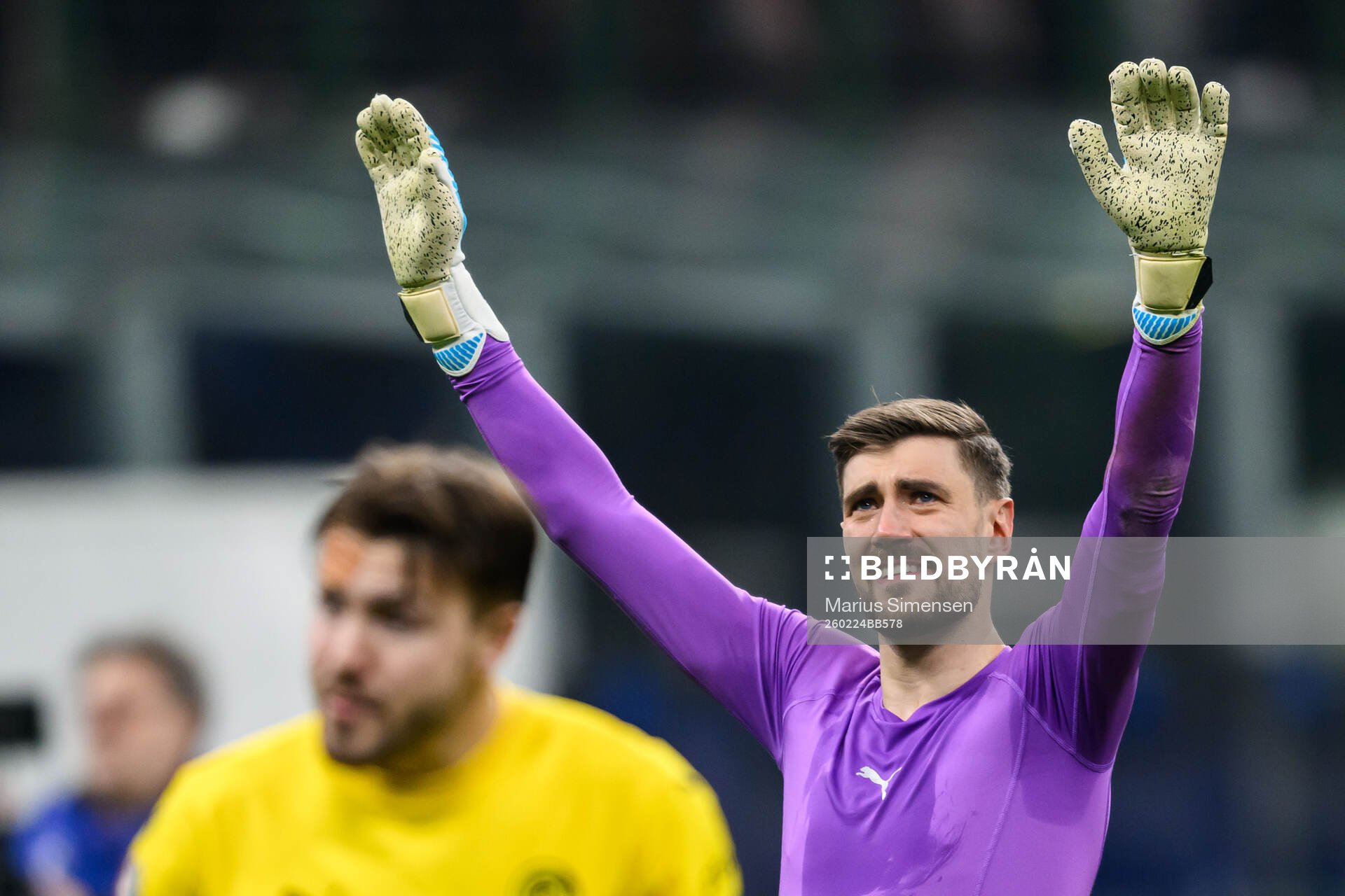 Goalkeeper Nikita Haikin of Bodø/Glimt celebrates