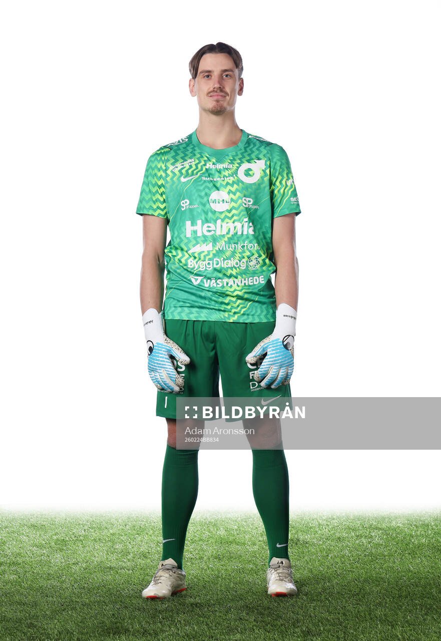 Degerfors målvakt Wille Jakobsson