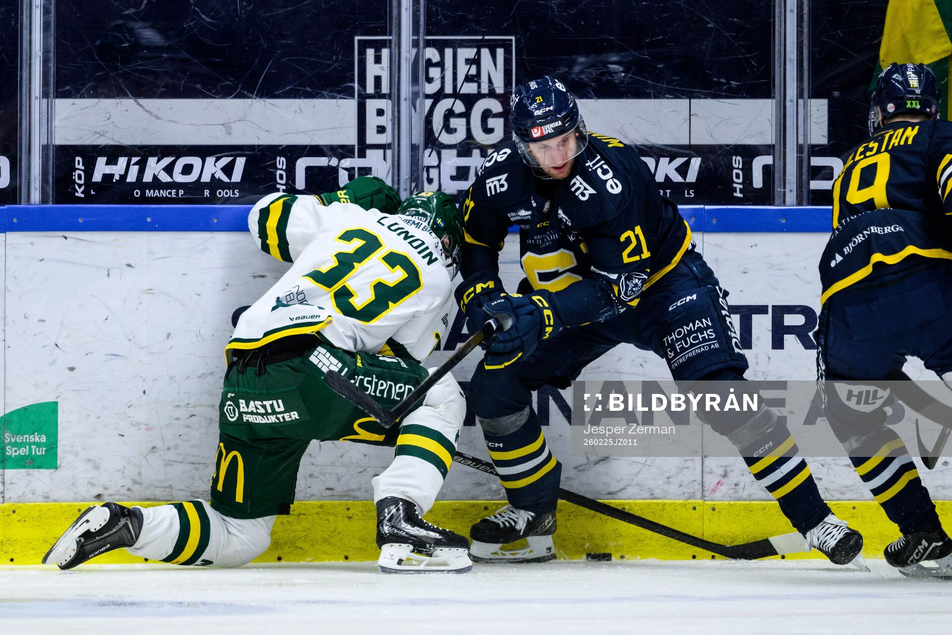 Björklövens Albin Lundin och Södertäljes Filip Windlert