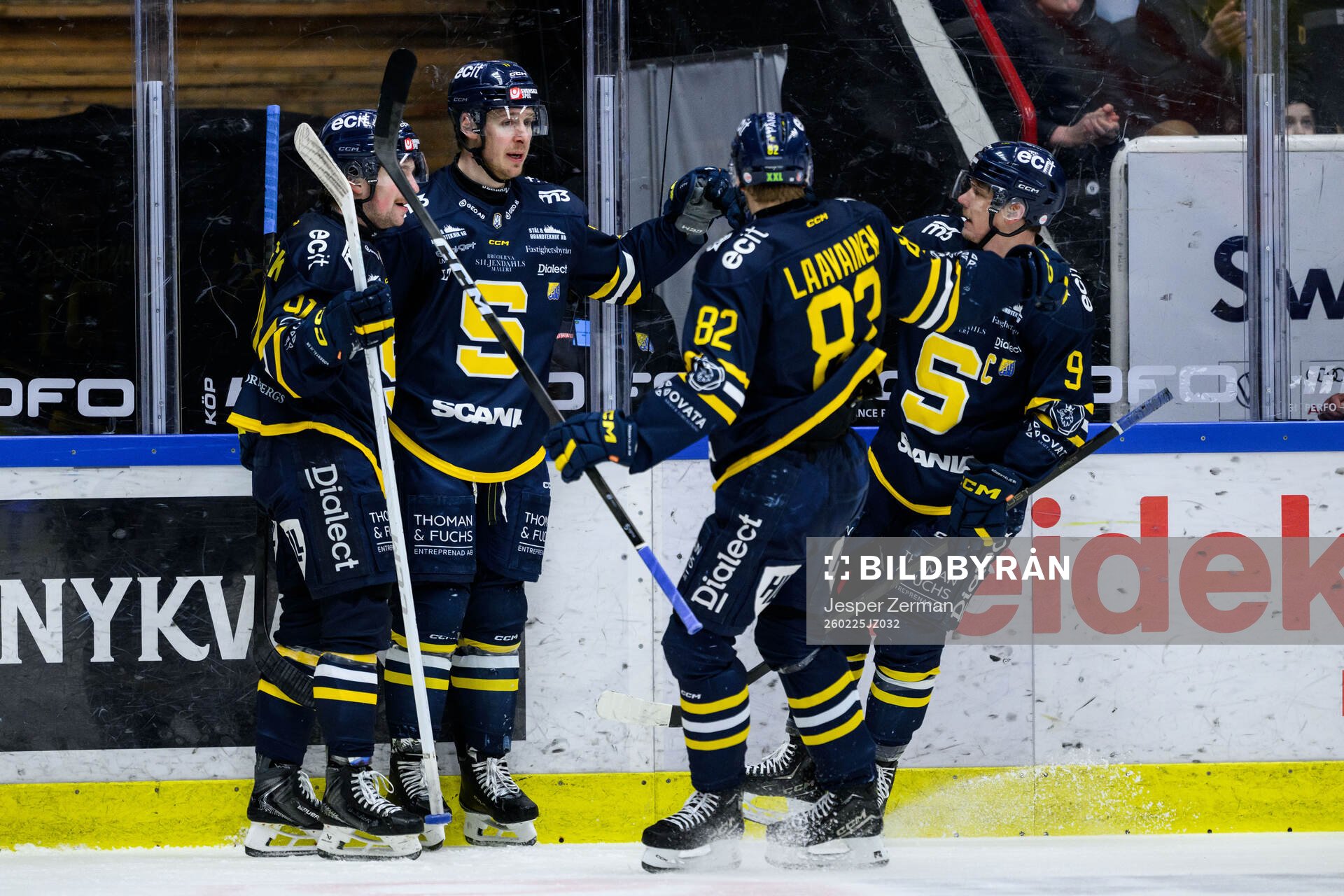 Södertäljes Carter Ashton jublar