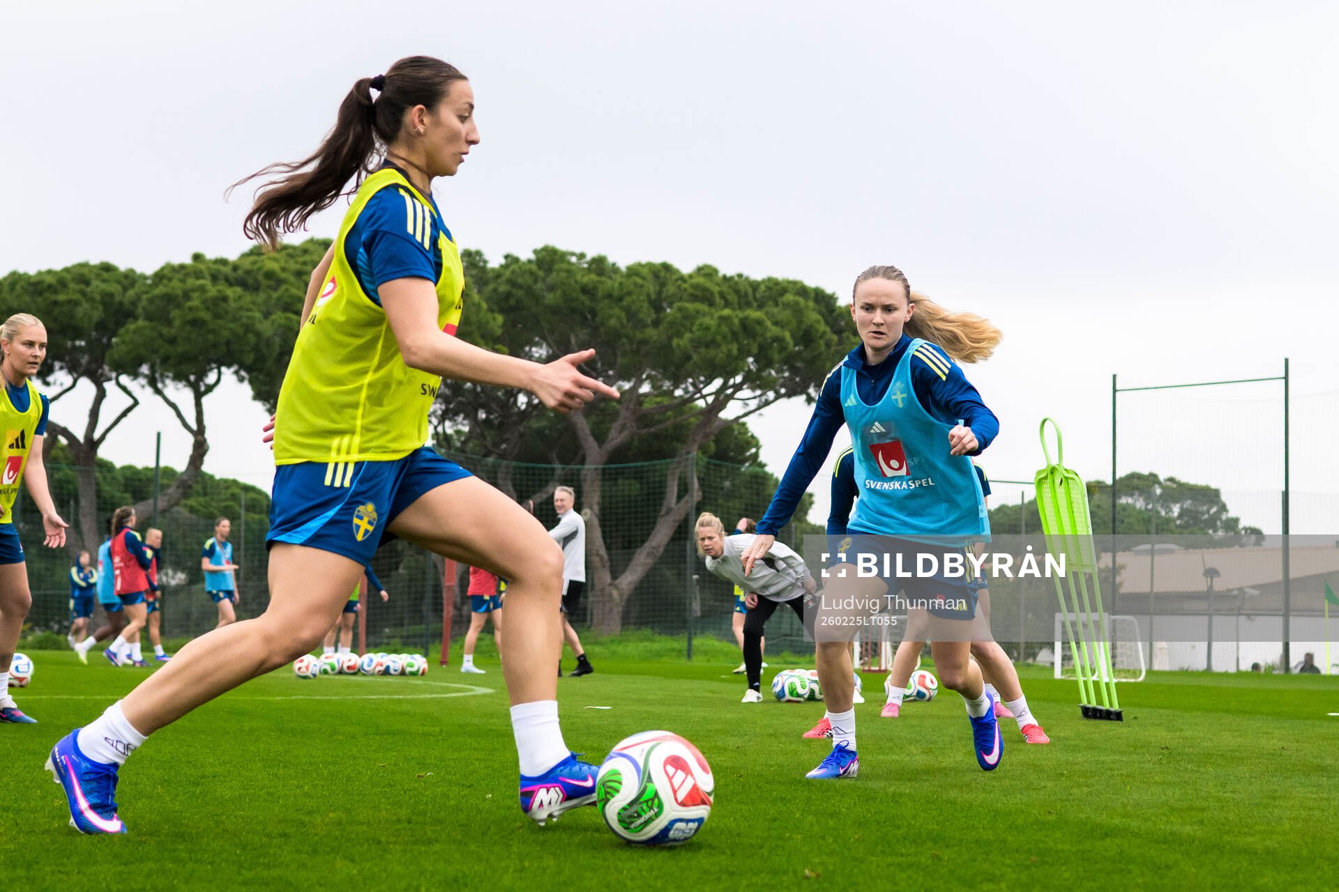 Rosa Kafaji and Matilda Vinberg of the Swedish women's