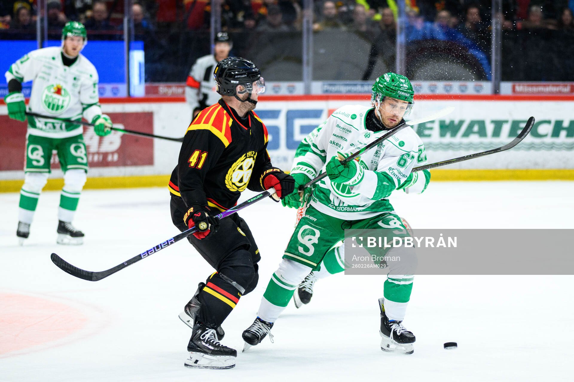 Brynäs Greg Scott och Rögles Leon Bristedt