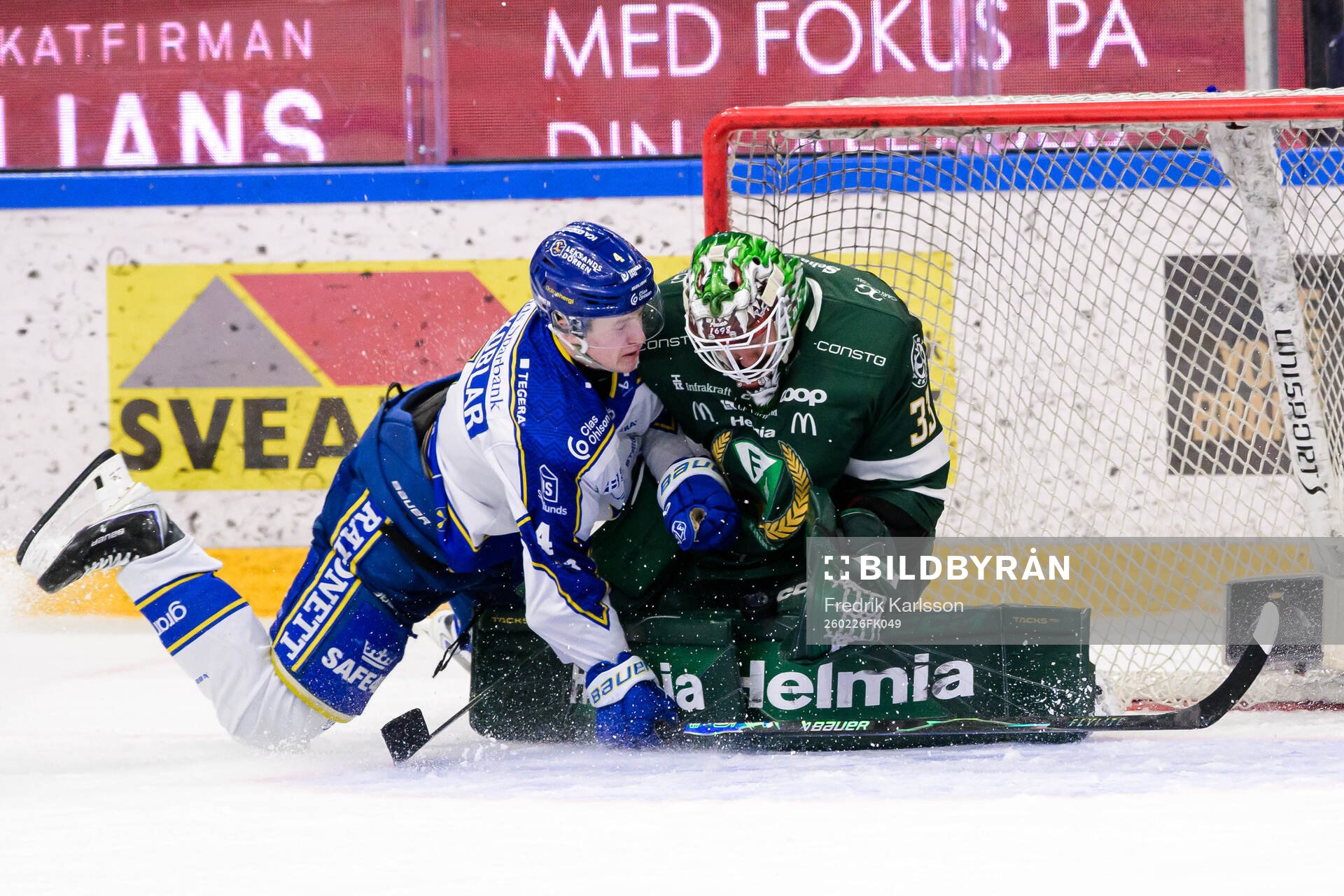 Leksands Tinus Luc Koblar och Färjestads målvakt Emil