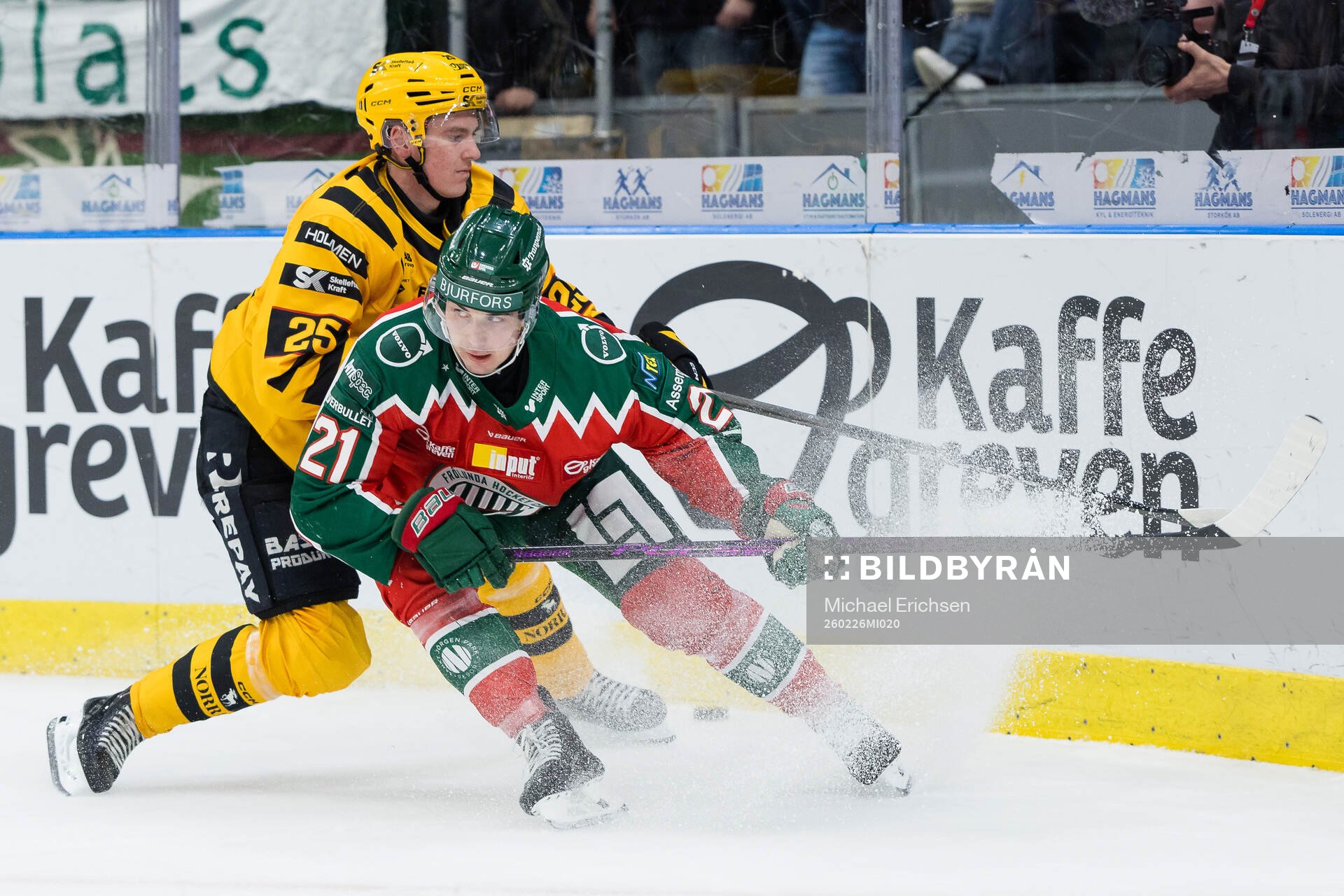 Skellefteås Pontus Johansson och Frölundas Jere Innala