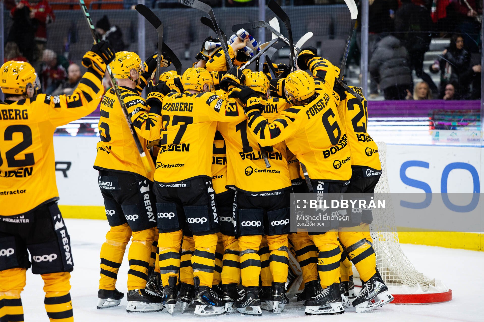 Skellefteås spelare jublar