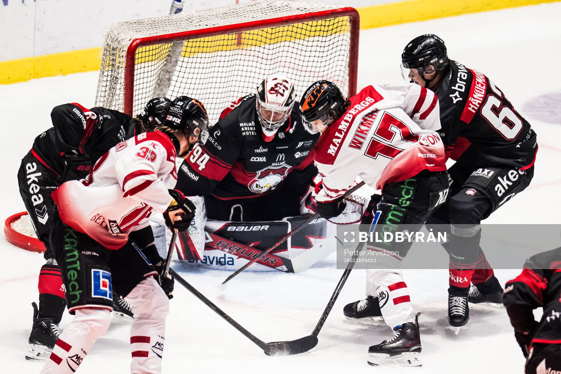 Malmö Redhawks målvakt Marek Langhamer och Örebros