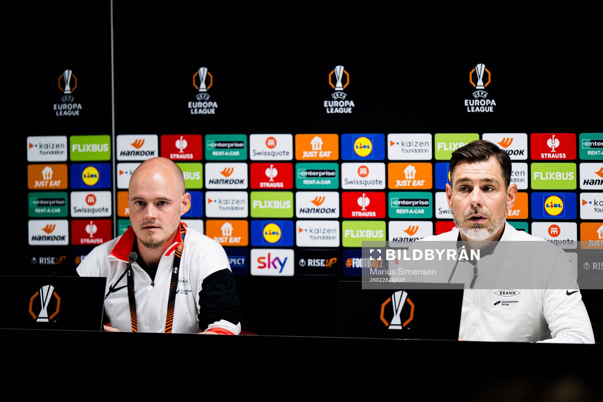 Thomas Brakstad, press officer, and head coach Freyr
