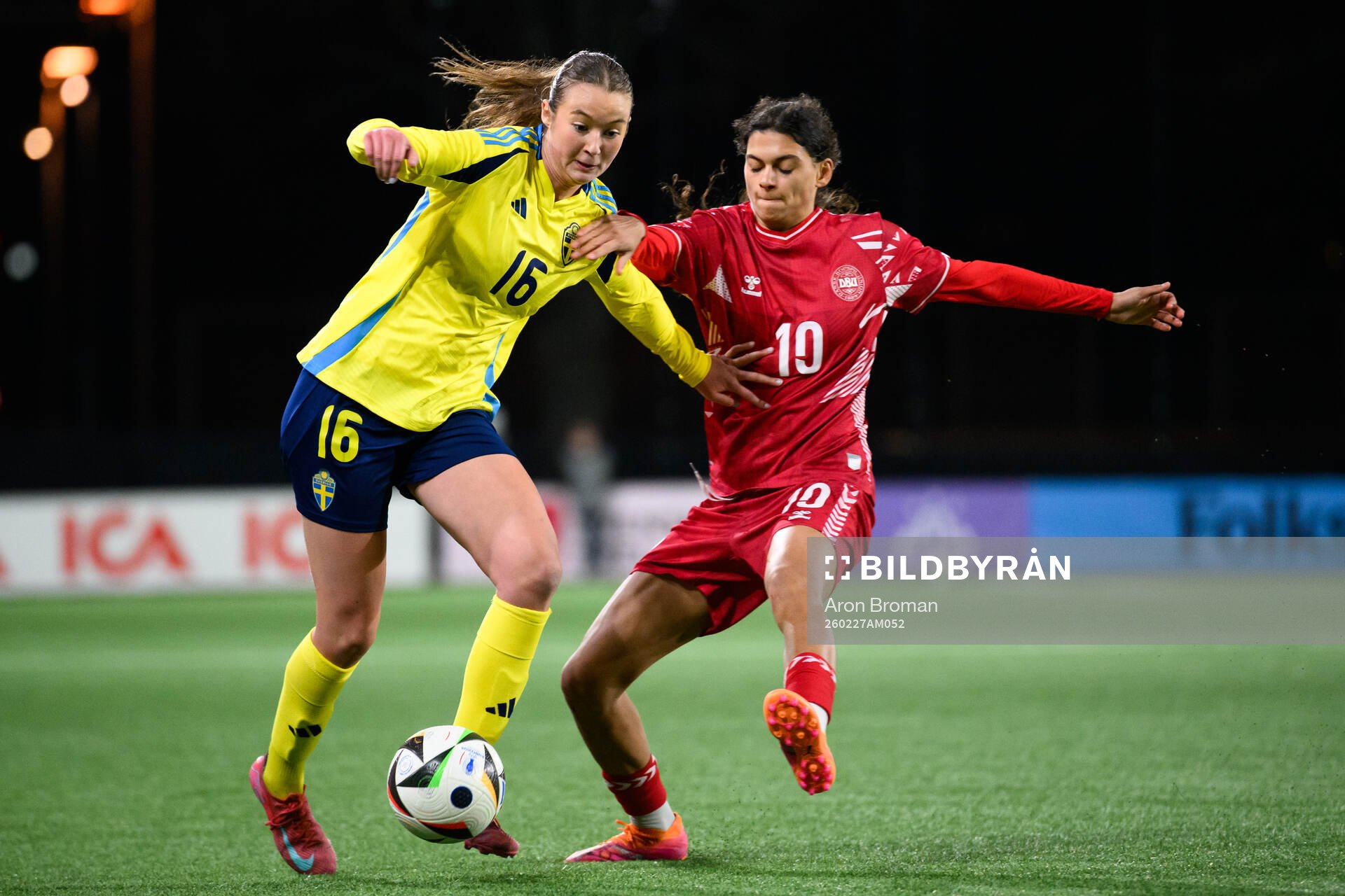 Sveriges Lilian Häggkvist och Danmarks Mila Bischoff